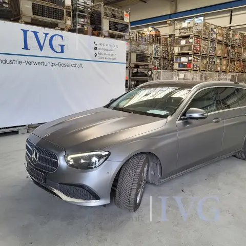 Kombilimousine MERCEDES-BENZ E 220 D 4Matic
