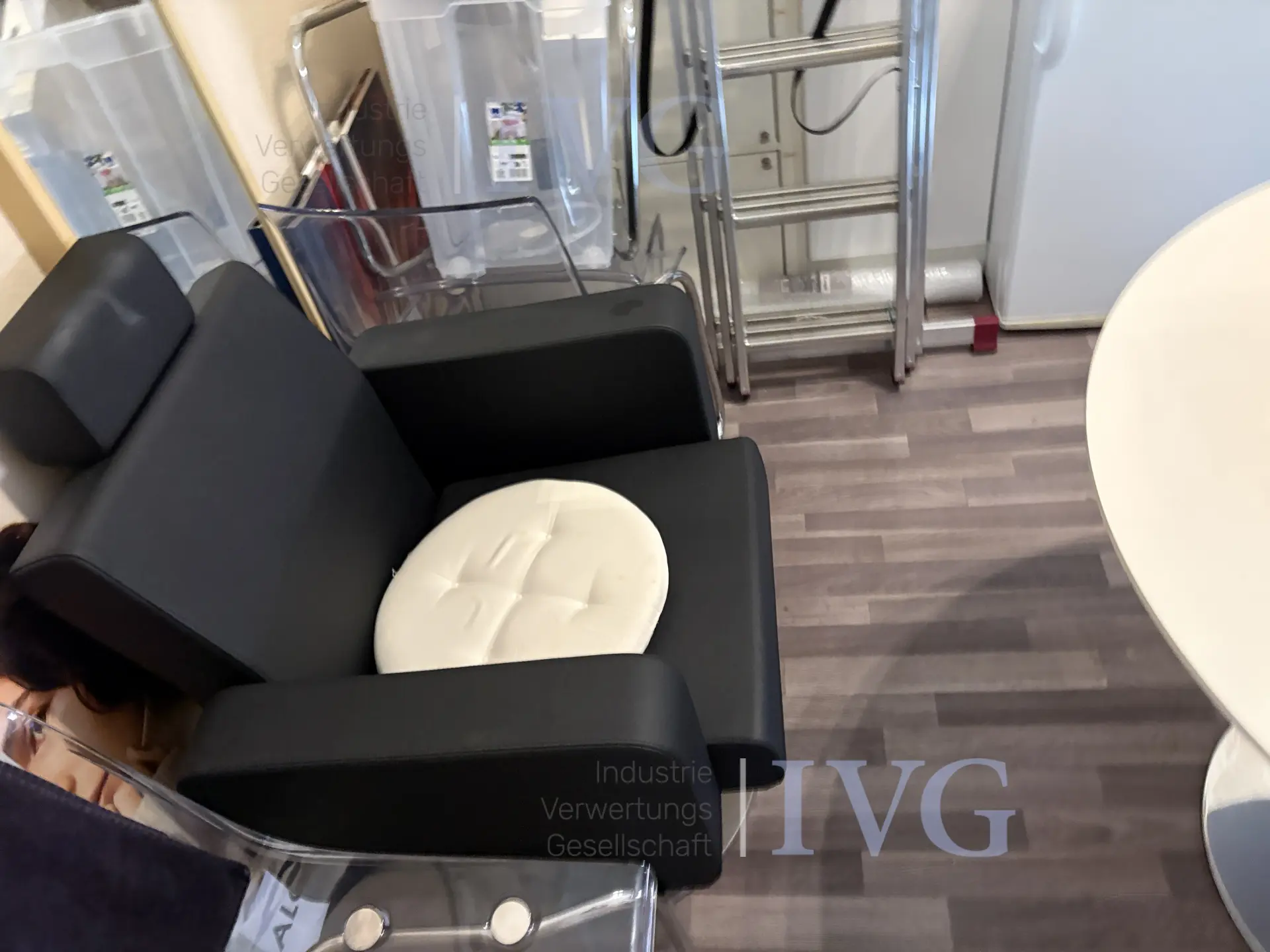 Küchenzeile 2-türig/5-zügig – foto 9 – kavel bij IVG, Gütersloh