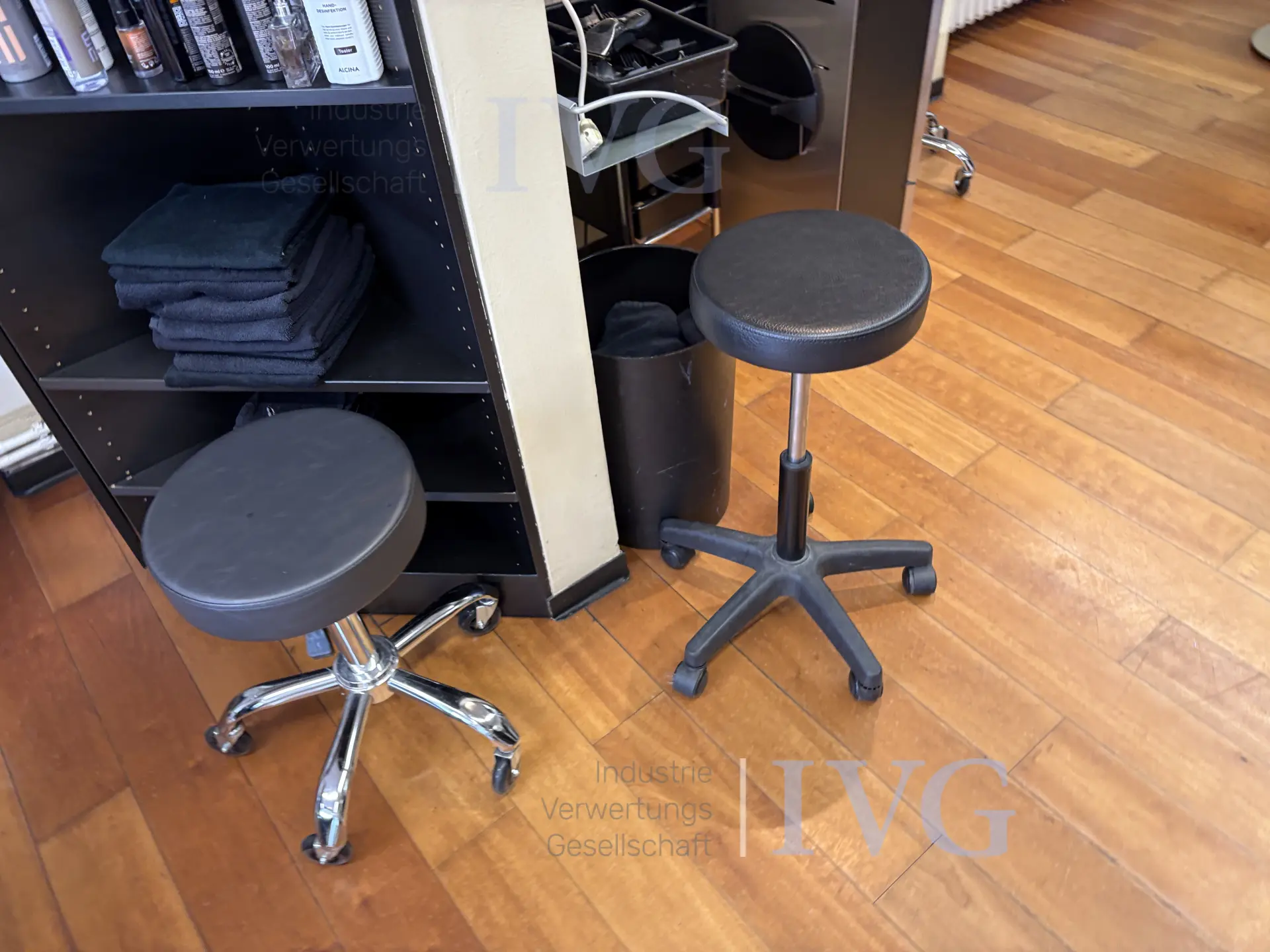 Posten Friseurzubehör – foto 7 – kavel bij IVG, Gütersloh
