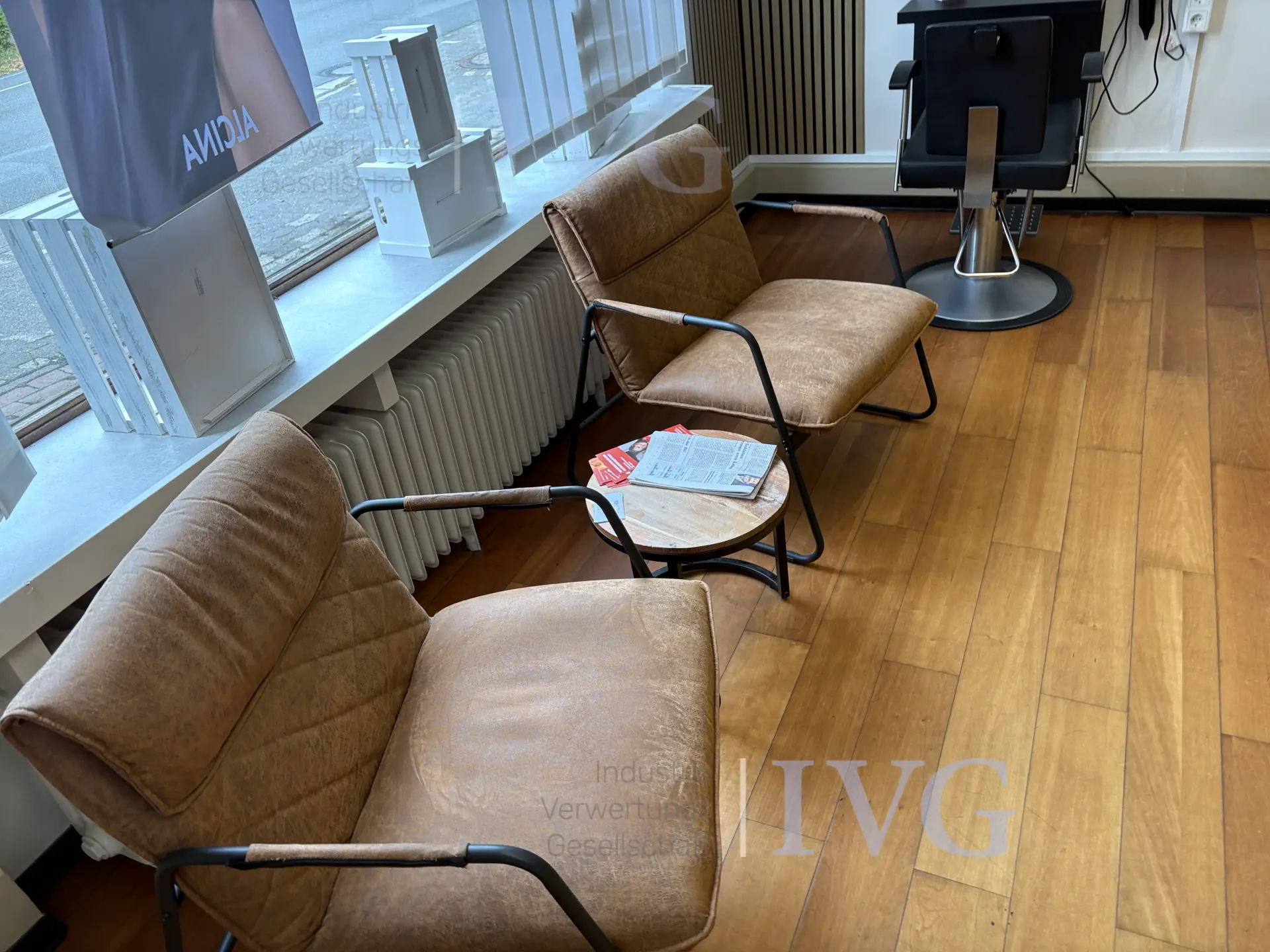Wartebereich – foto 5 – kavel bij IVG, Gütersloh