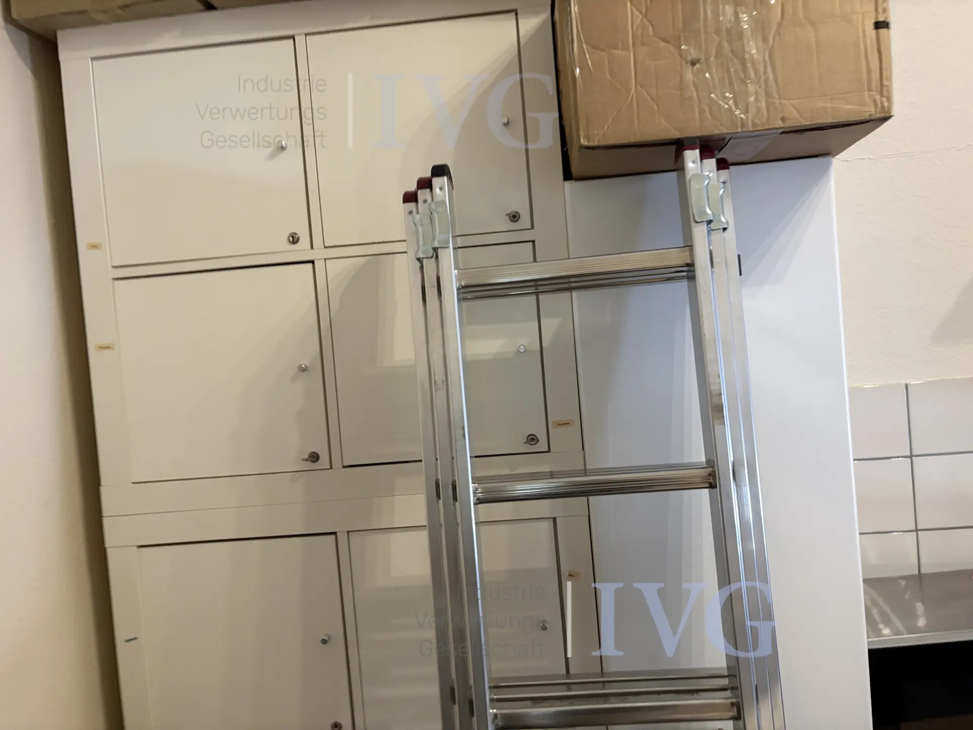 Küchenzeile 2-türig/5-zügig – foto 3 – kavel bij IVG, Gütersloh