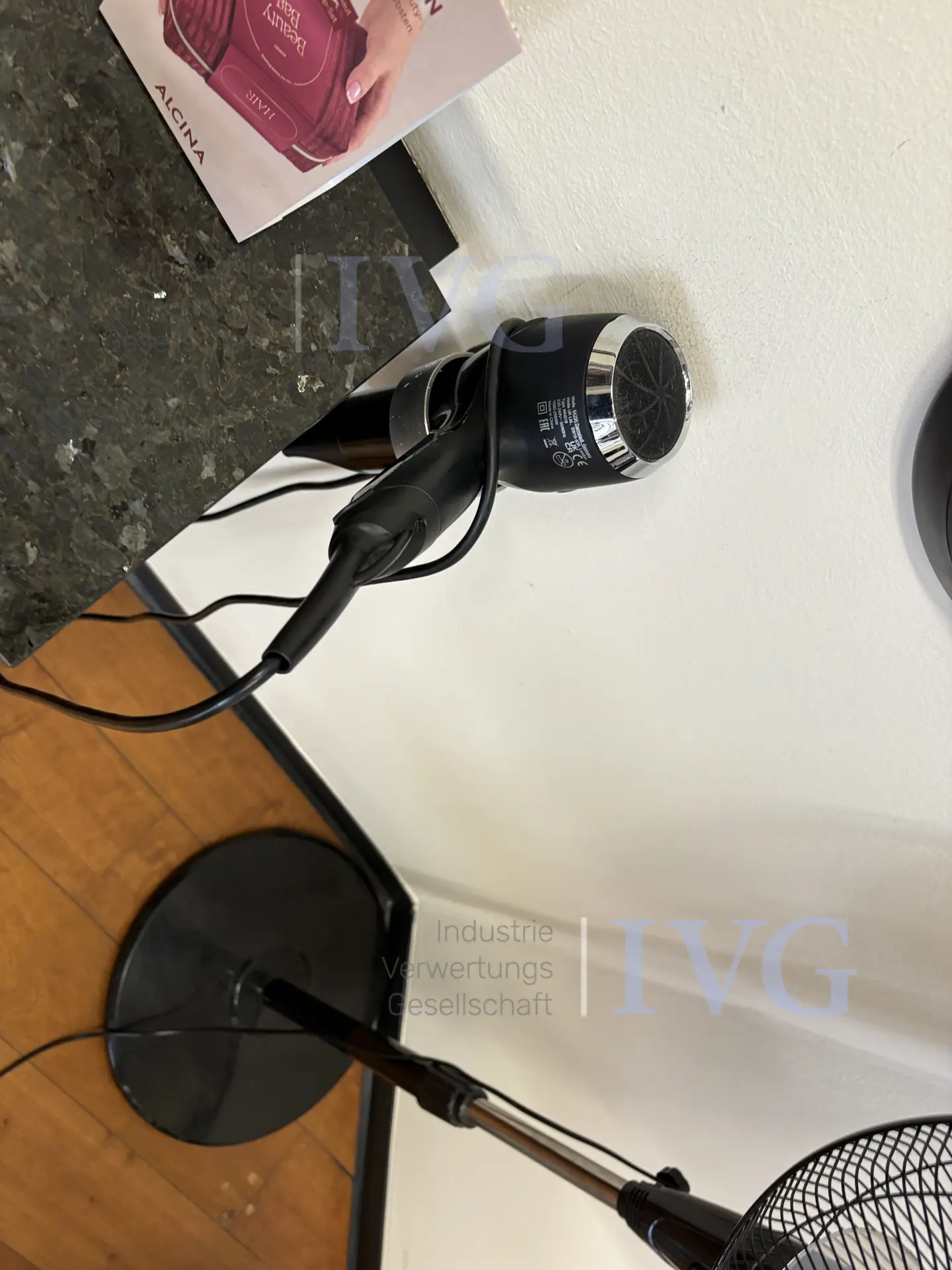 Posten Friseurzubehör – foto 9 – kavel bij IVG, Gütersloh