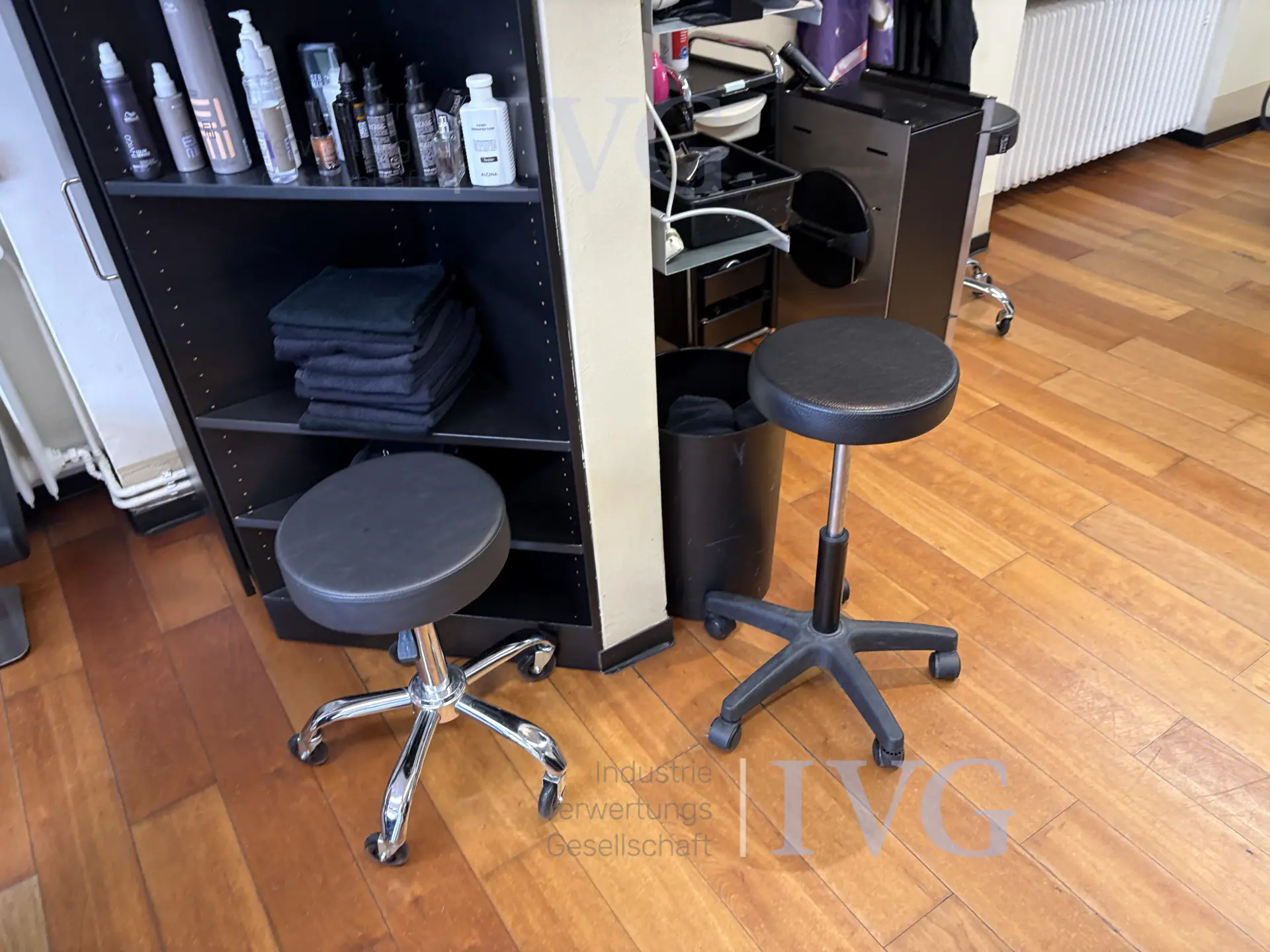 Posten Friseurzubehör – foto 5 – kavel bij IVG, Gütersloh