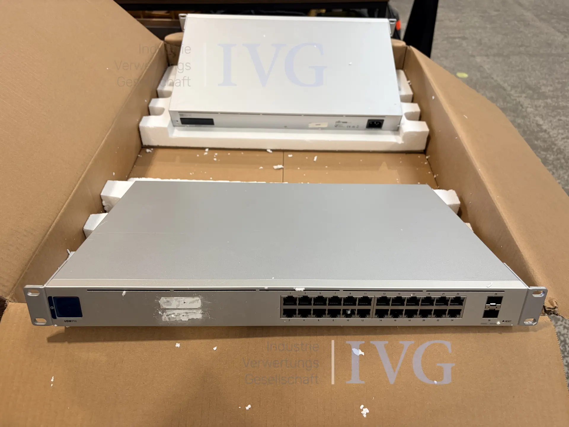 Switches UNIFI USW - Pro - 24 – foto 4 – kavel bij IVG, Kirchlengern