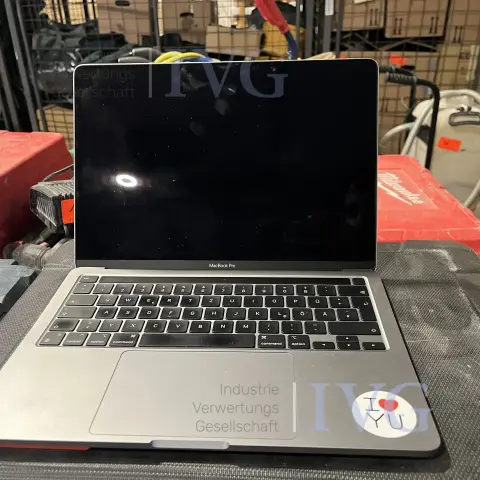 Notebook APPLE MacBook Pro A2338