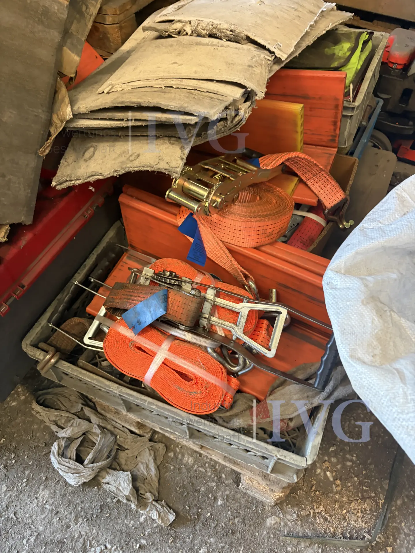 Posten Antirutschmatten und Kantenschutz – foto 7 – kavel bij IVG, Solingen