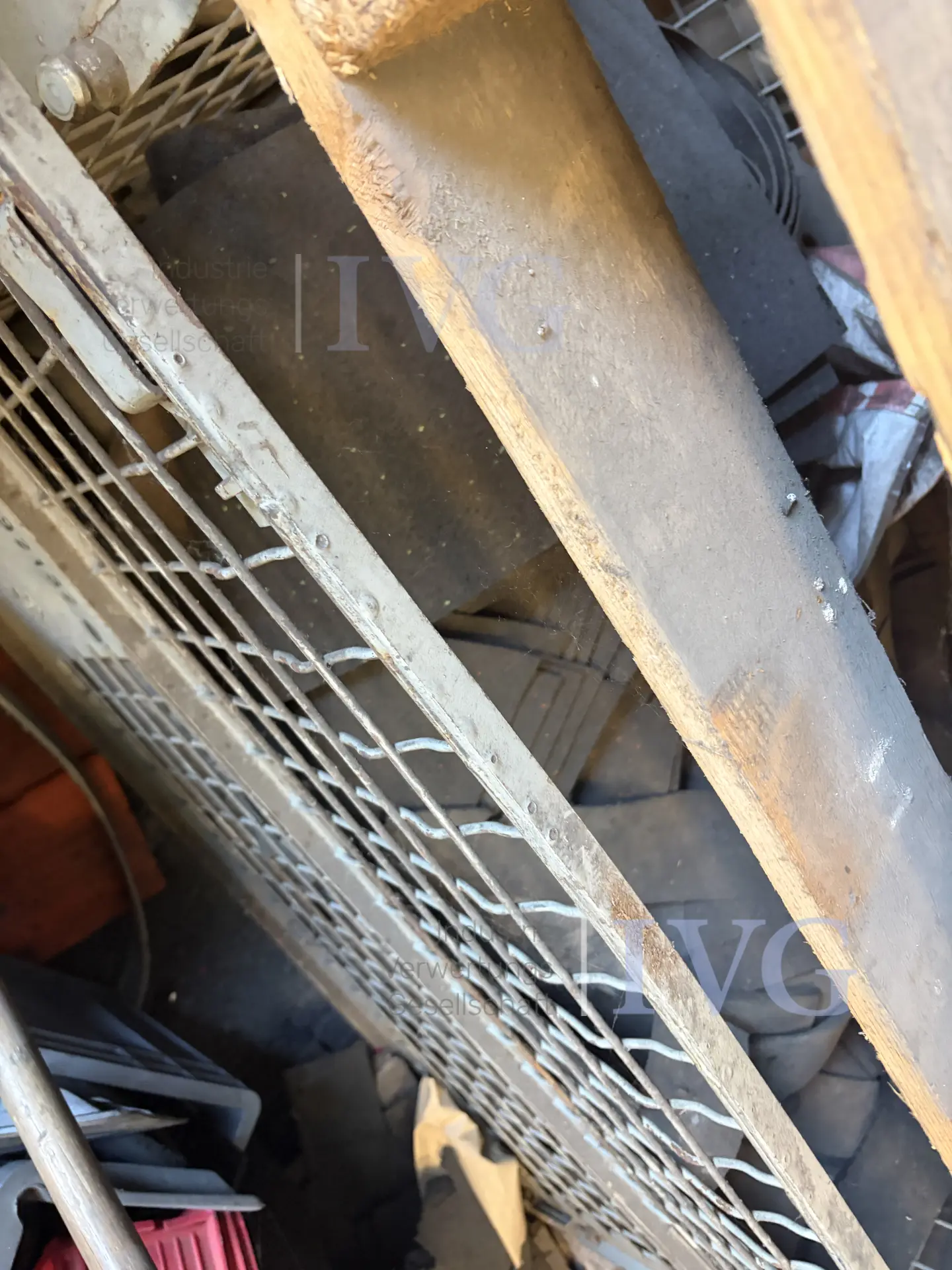 Posten Antirutschmatten und Kantenschutz – foto 5 – kavel bij IVG, Solingen