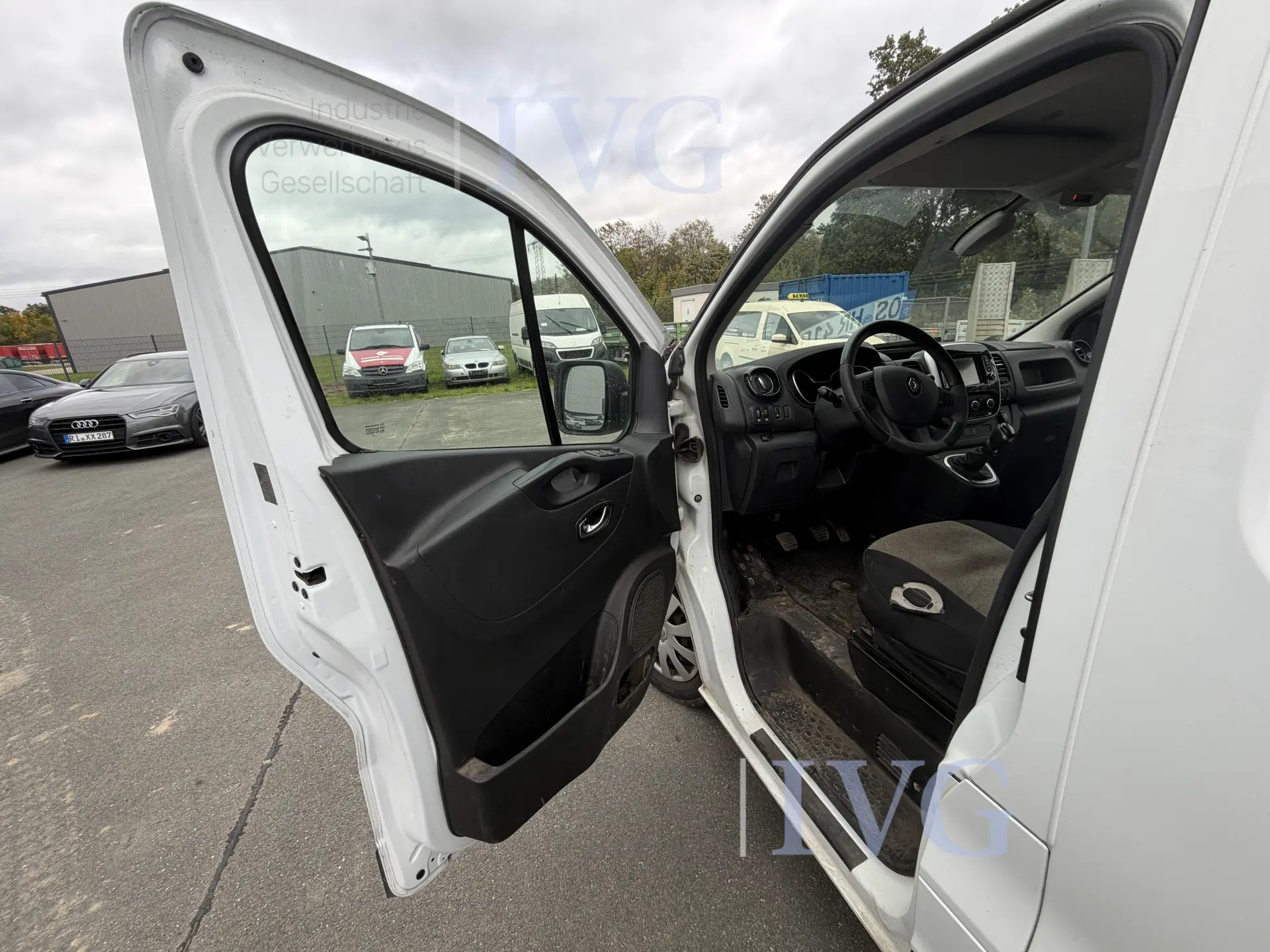 Van RENAULT Trafic – foto 30 – kavel bij IVG, Kirchlengern