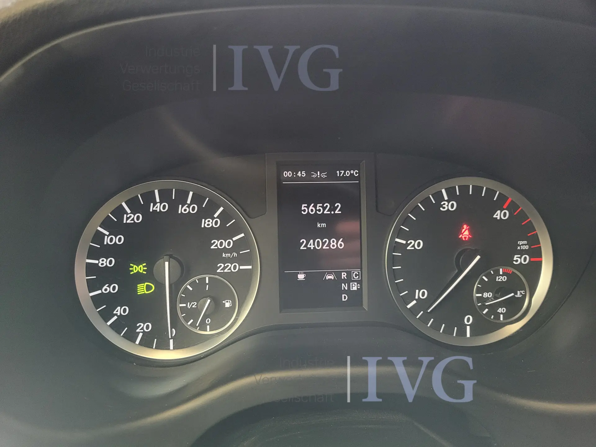 Multifunctioneel voertuig MERCEDES-BENZ Vito Tourer – foto 22 – kavel bij IVG, Kirchlengern