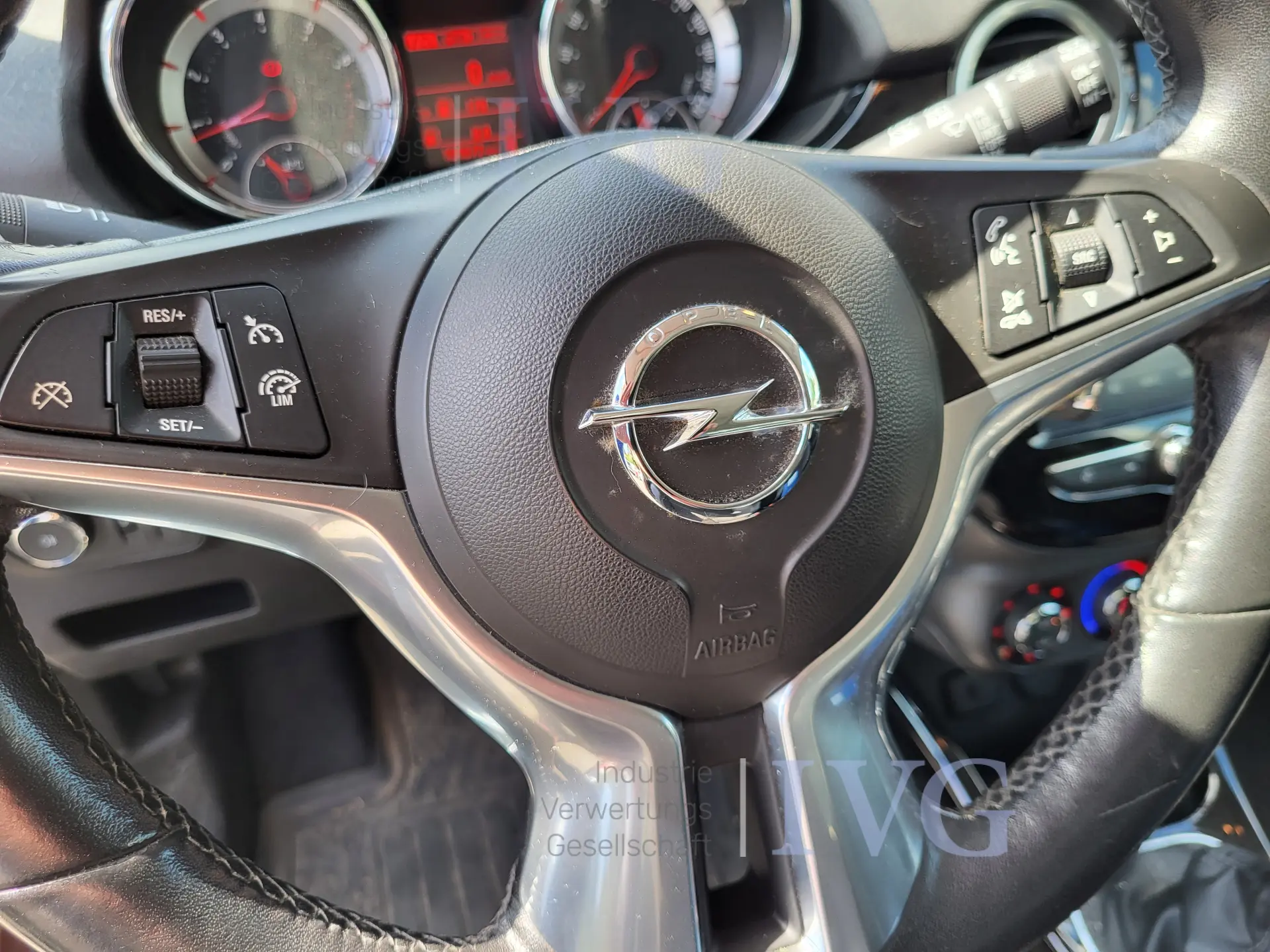 Hatchback OPEL Adam – foto 18 – kavel bij IVG, Kirchlengern