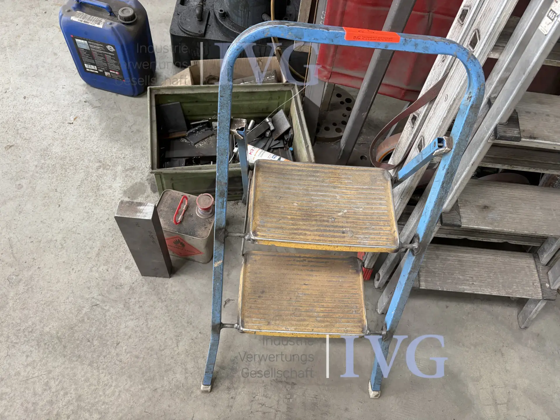 Aluminium opstapje – foto 2 – kavel bij IVG, Olfen