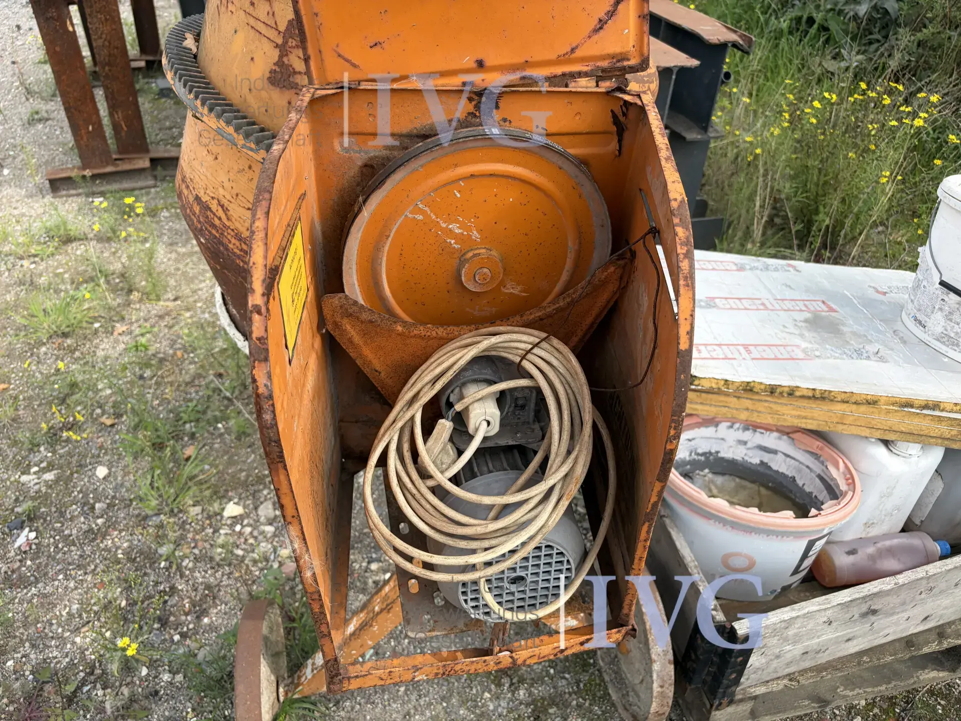 Betonmischer (orange) ATIKA – foto 3 – kavel bij IVG, Olfen