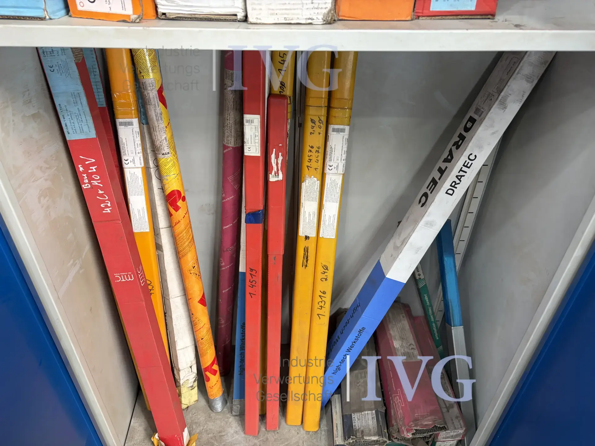 Stalen kast – foto 5 – kavel bij IVG, Olfen