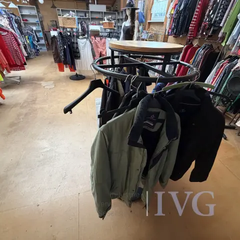Thumbnail 7