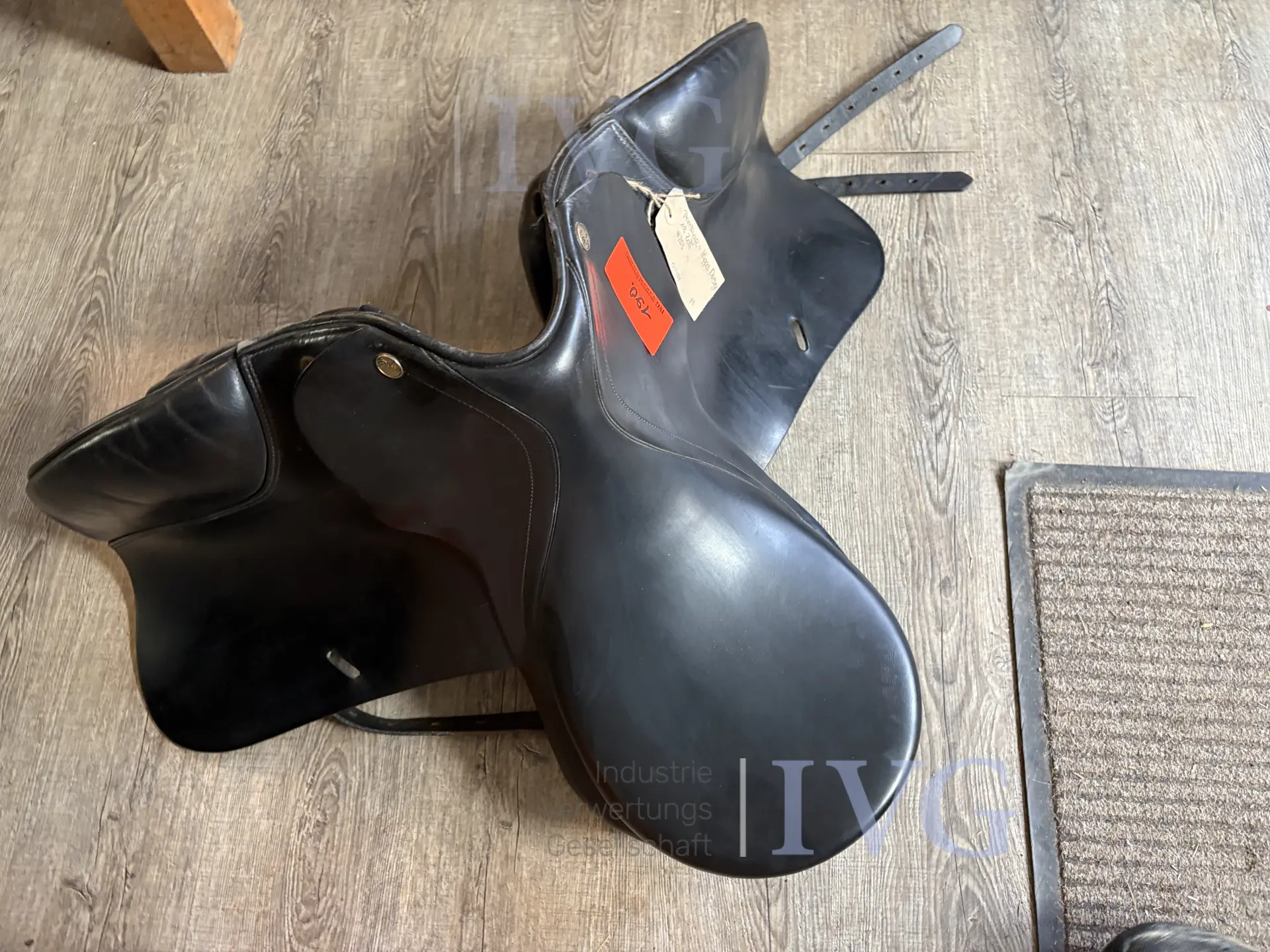 Paardrijzadel PRESTIGE Hippos Dressage – foto 3 – kavel bij IVG, Glandorf