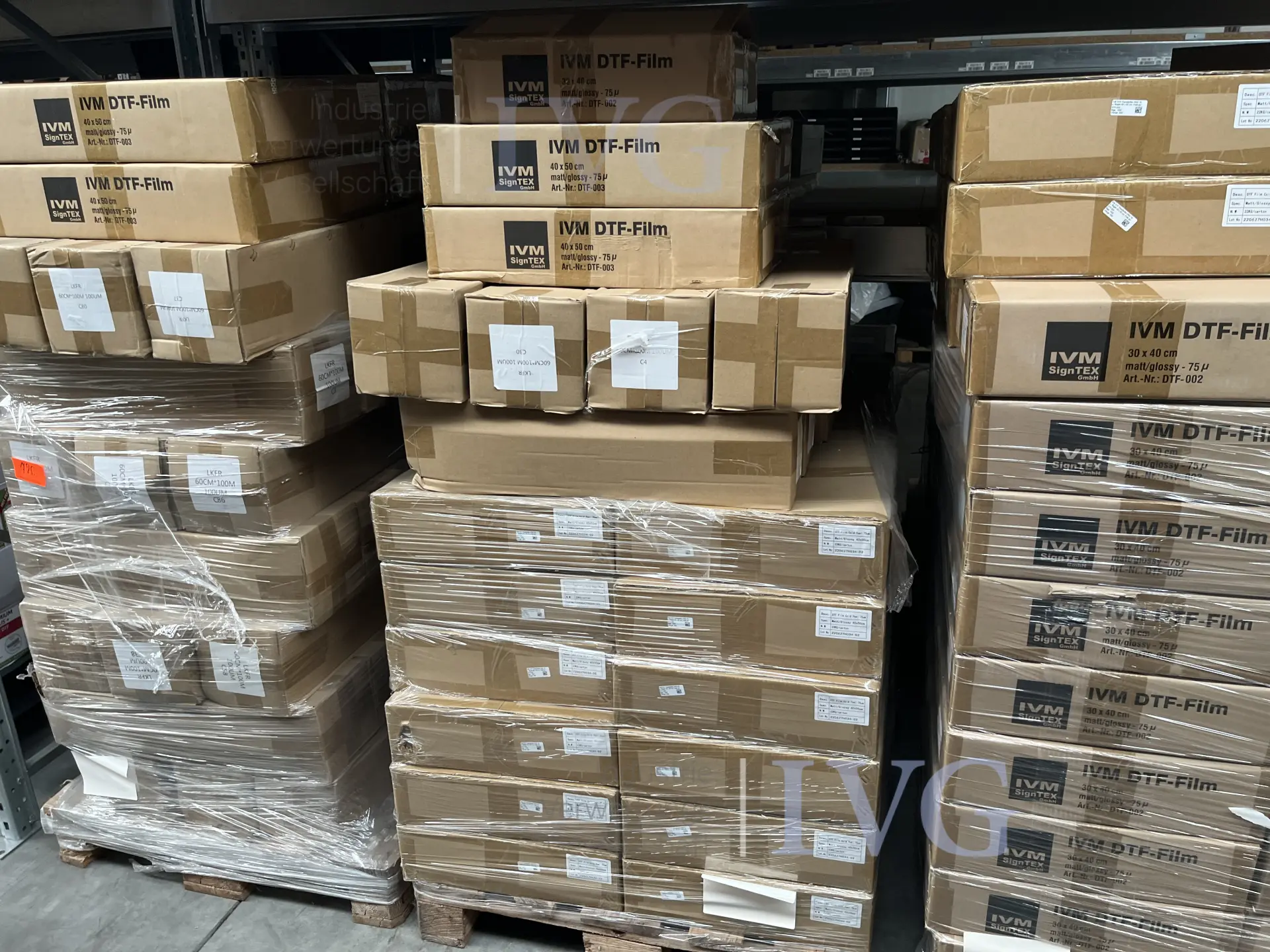 umfangreicher Posten Warenbestand Film und Druckfolie DTM – foto 4 – kavel bij IVG, Emsdetten