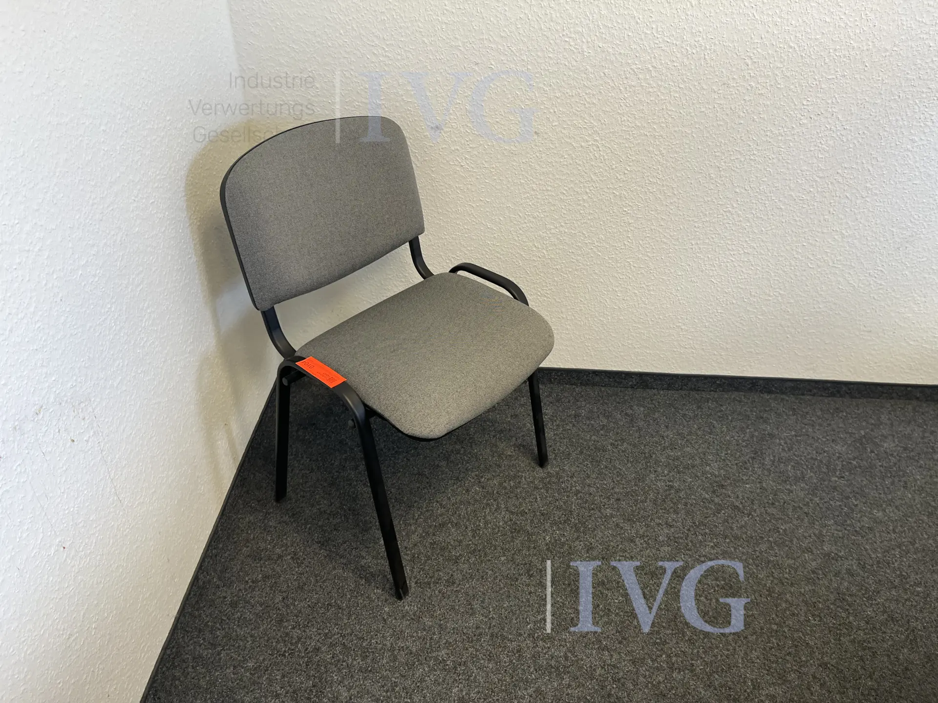Schreibtisch – foto 3 – kavel bij IVG, Emsdetten