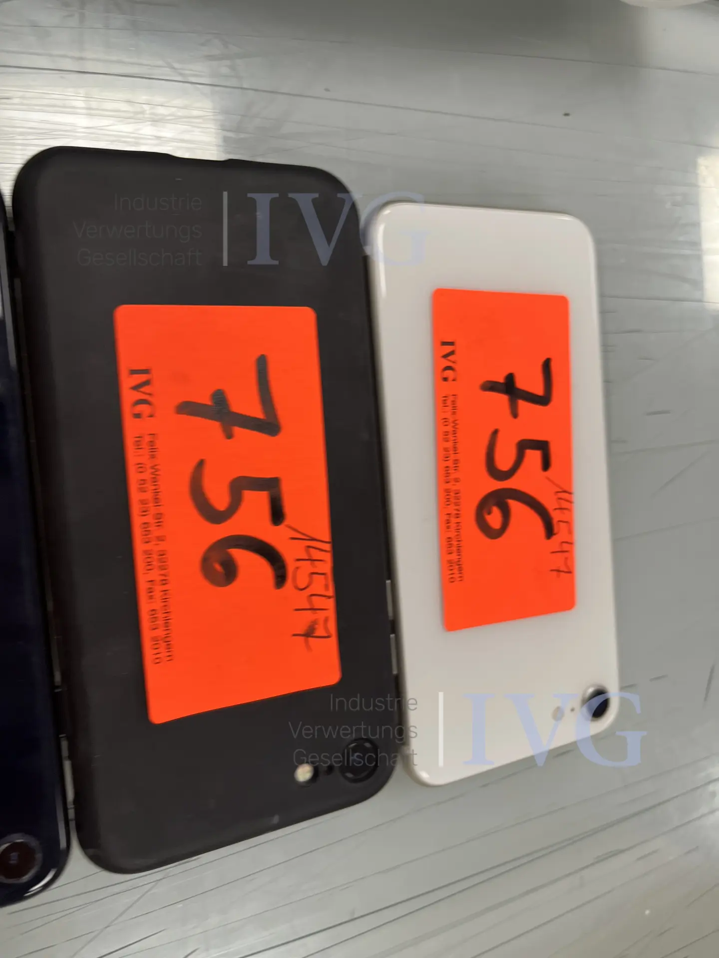Smartphones APPLE iPhone SE – foto 4 – kavel bij IVG, Emsdetten