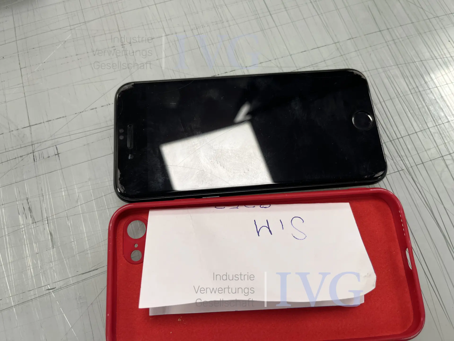Smartphone APPLE iPhone SE – foto 2 – kavel bij IVG, Emsdetten