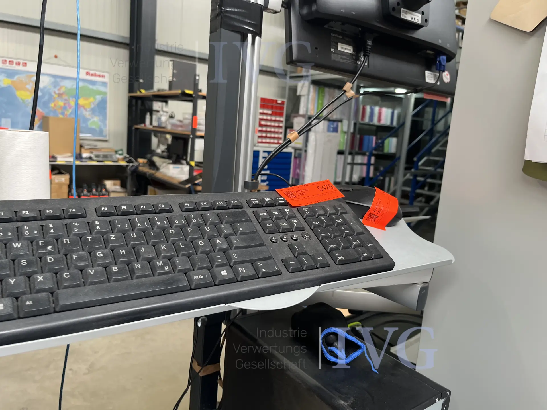 Flachbildschirm HP EliteDisplay E231 – foto 3 – kavel bij IVG, Emsdetten