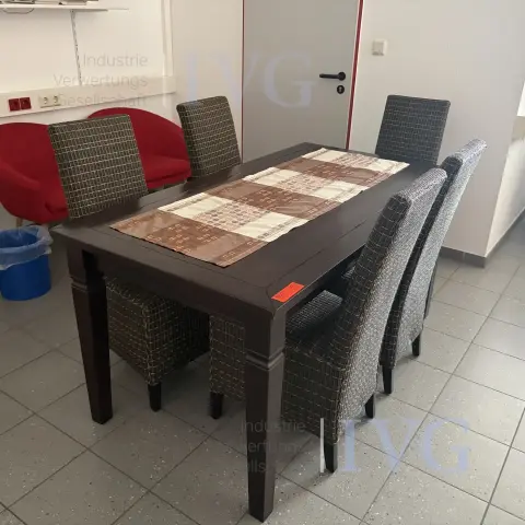 Posten Büromöbel
