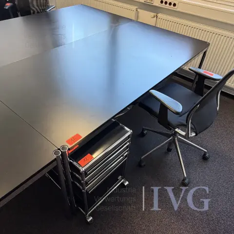Schreibtisch USM HALLER