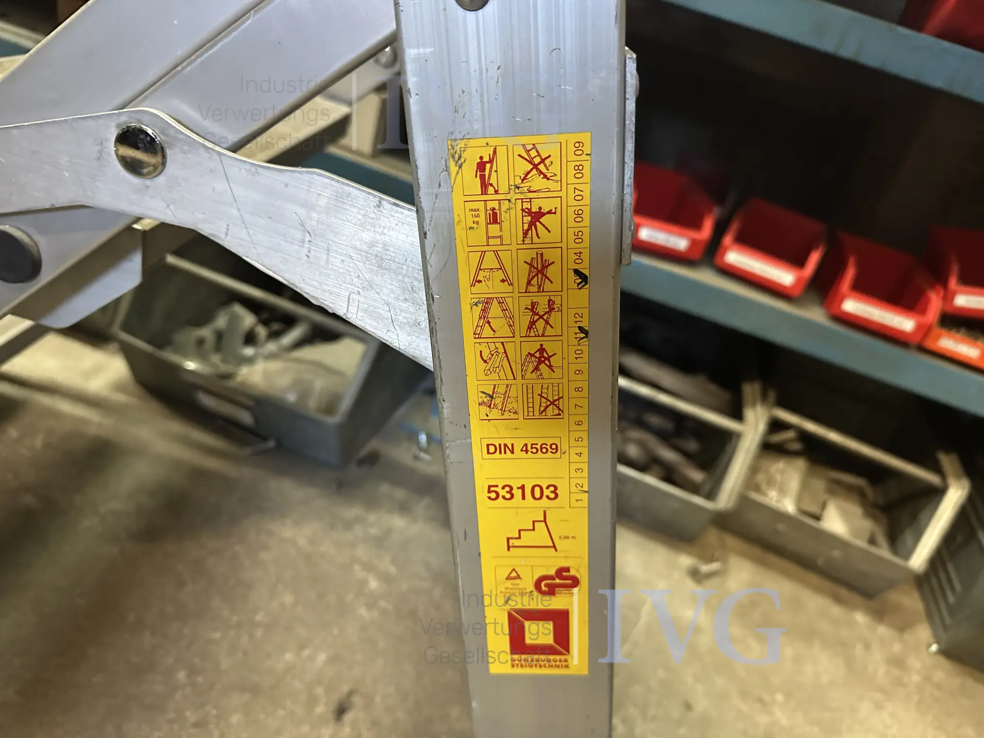 Aluminium opstapje van GÜNZBURGER STEIGTECHNIK – foto 2 – kavel bij IVG, Bautzen