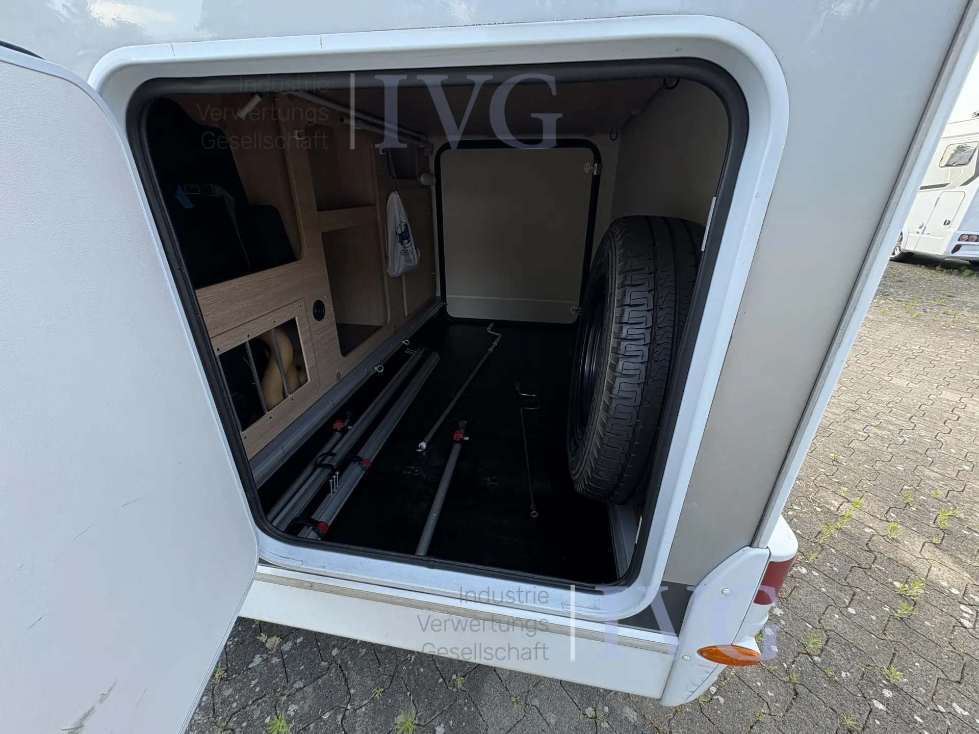Camper CAPRON T 68/T 447/T 742 – foto 12 – kavel bij IVG, Kirchlengern