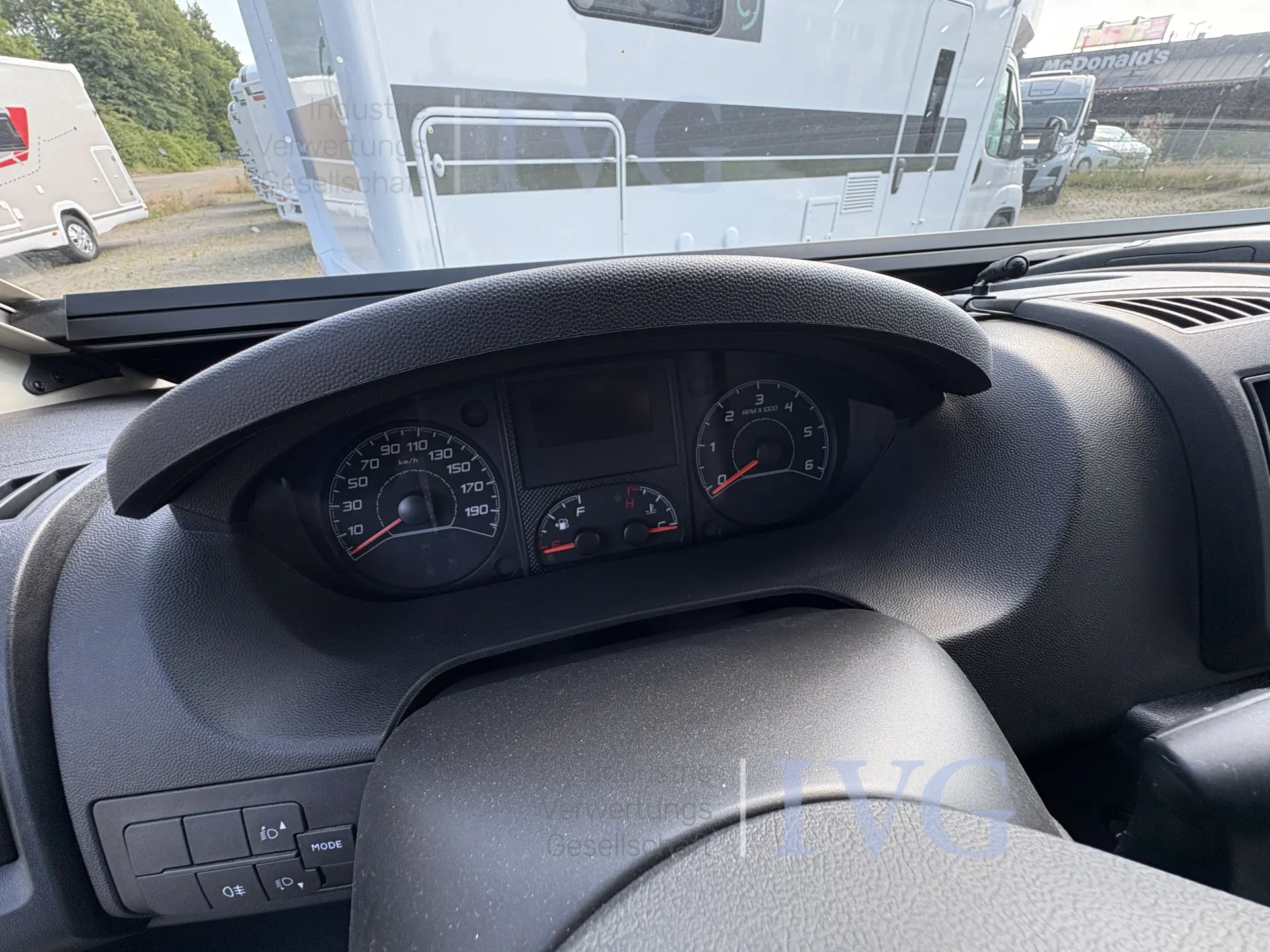 Camper CAPRON T 68/T 447/T 742 – foto 23 – kavel bij IVG, Kirchlengern