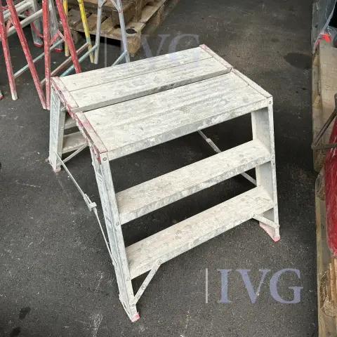 Алюминиевая стремянка WÜRTH