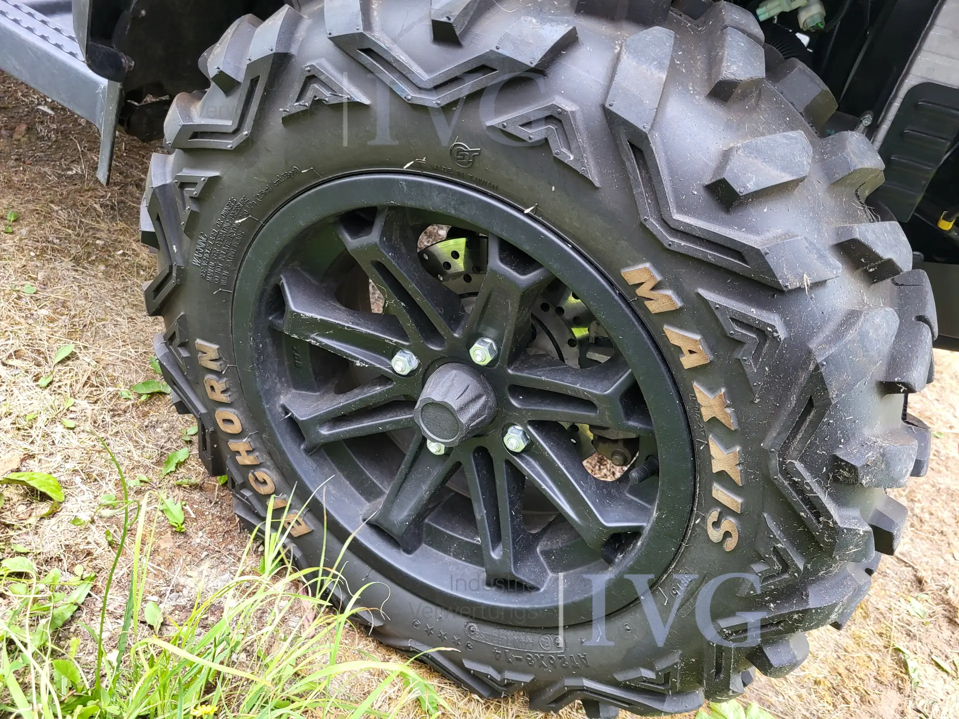 LOF. ZUGM. Landbouwtractor TBG Blade 1000 EFI EPS – foto 13 – kavel bij IVG, Kirchlengern