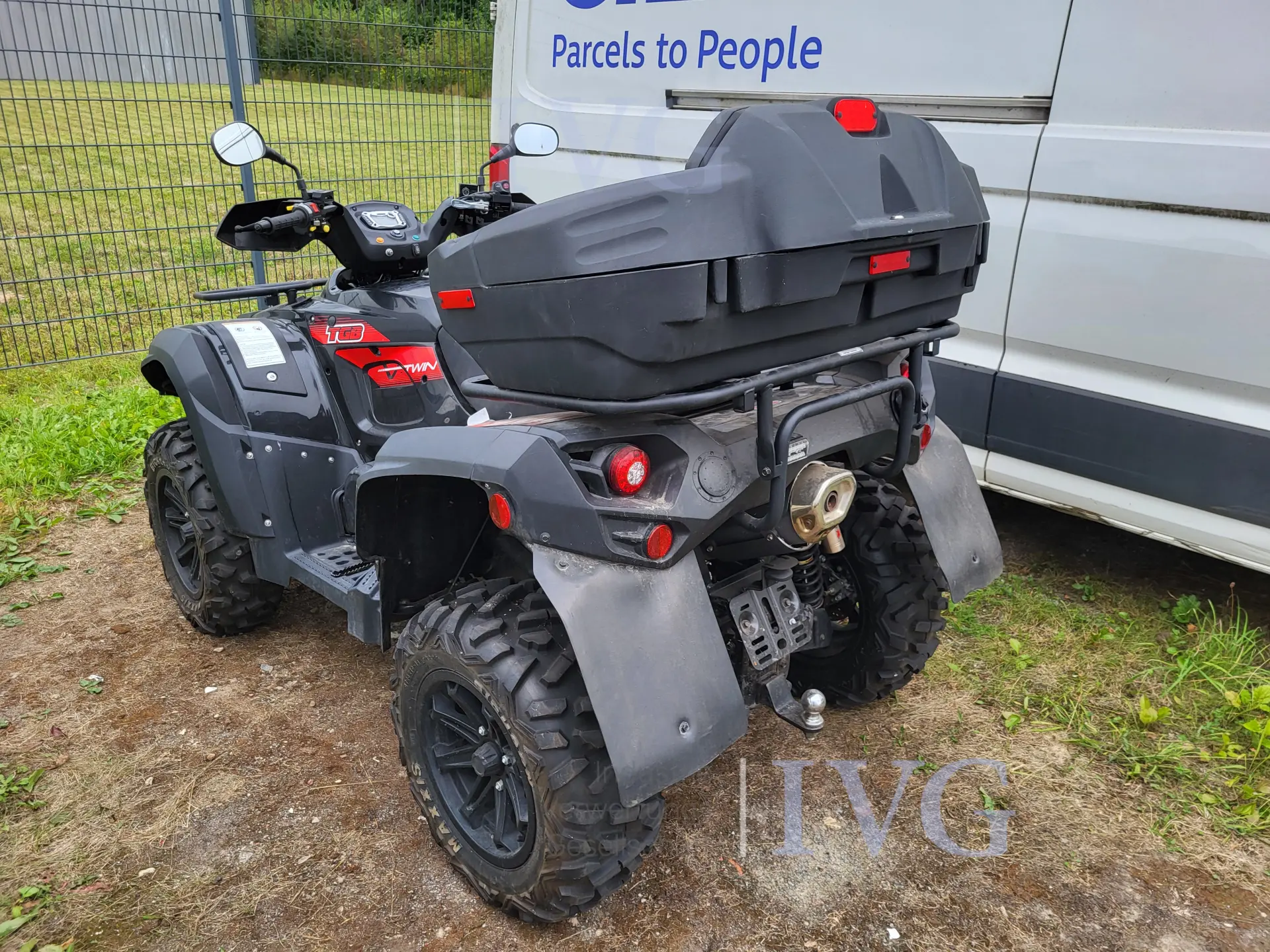 LOF. ZUGM. Landbouwtractor TBG Blade 1000 EFI EPS – foto 7 – kavel bij IVG, Kirchlengern