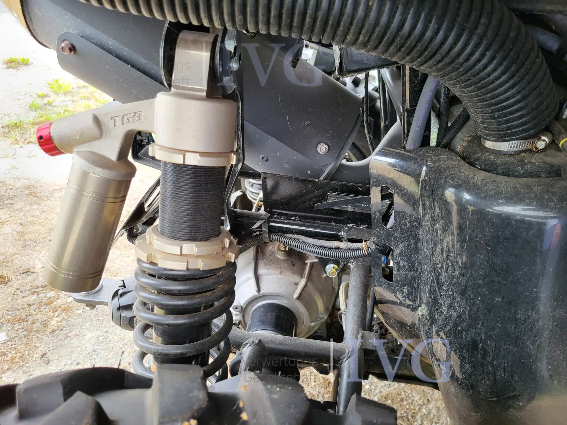 LOF. ZUGM. Landbouwtractor TBG Blade 1000 EFI EPS – foto 25 – kavel bij IVG, Kirchlengern