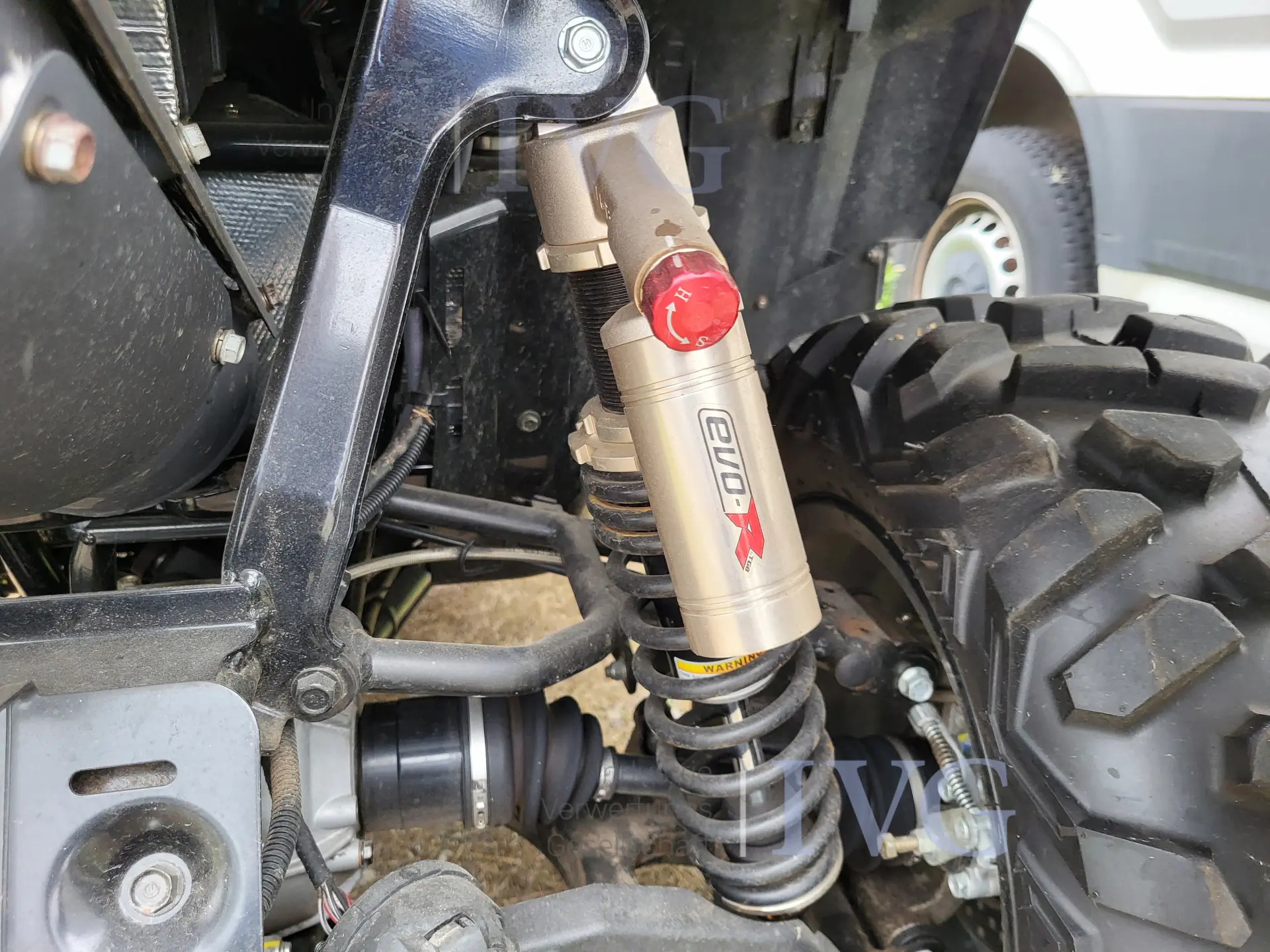 LOF. ZUGM. Landbouwtractor TBG Blade 1000 EFI EPS – foto 26 – kavel bij IVG, Kirchlengern