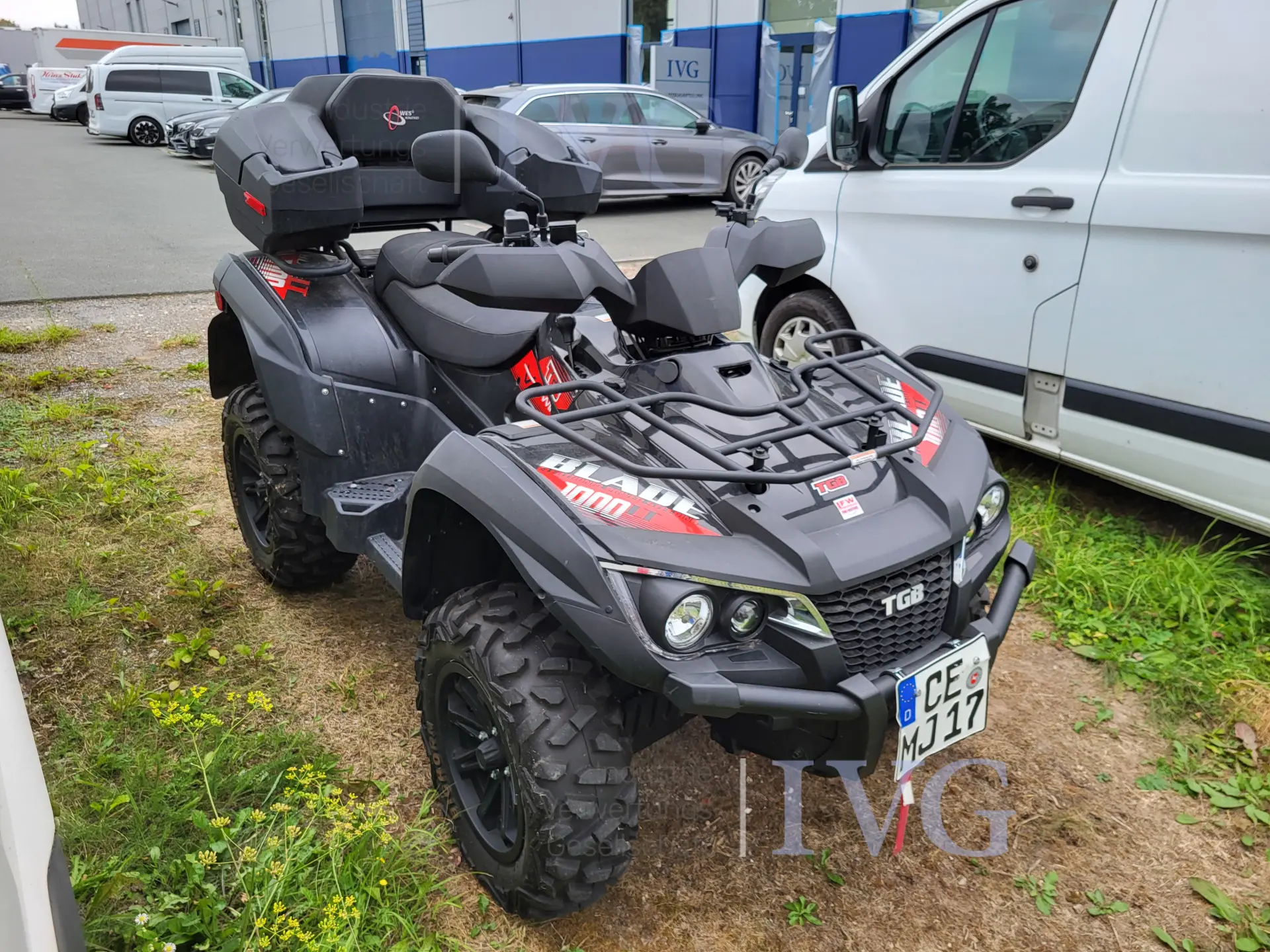 LOF. ZUGM. Landbouwtractor TBG Blade 1000 EFI EPS – foto 3 – kavel bij IVG, Kirchlengern