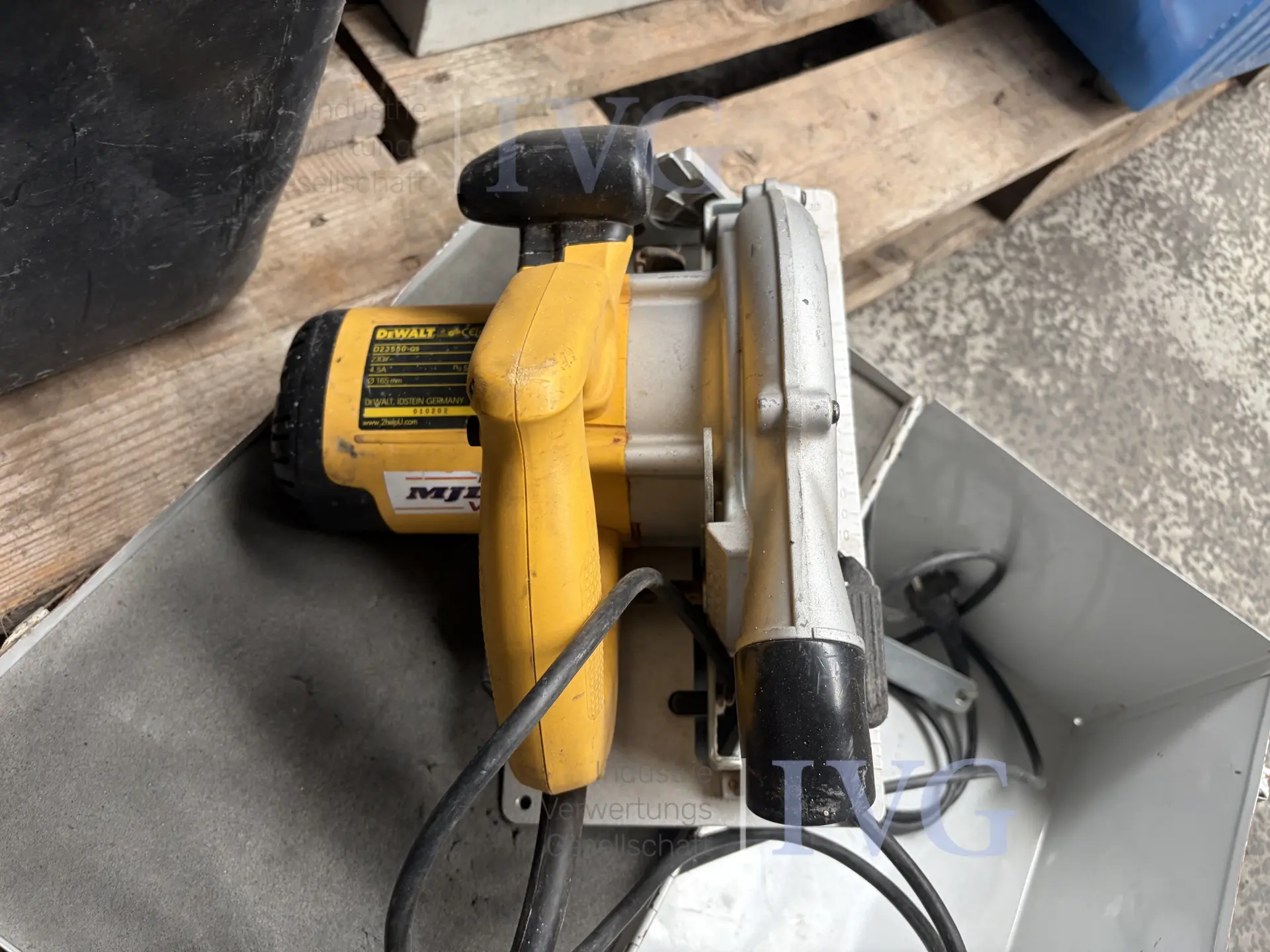 Handkreissäge DEWALT D23550-QS – foto 5 – kavel bij IVG, Kirchlengern