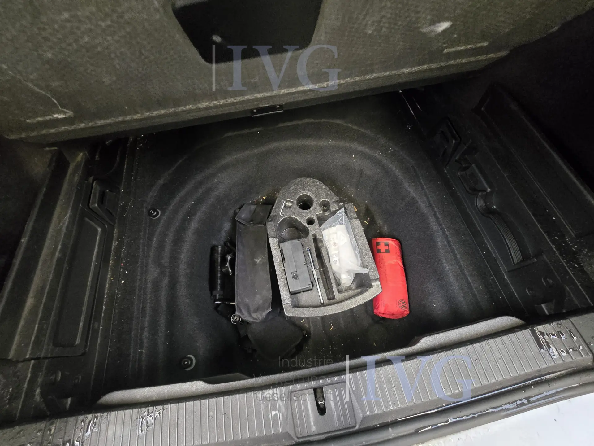 VW Passat stationwagen – foto 17 – kavel bij IVG, Kirchlengern