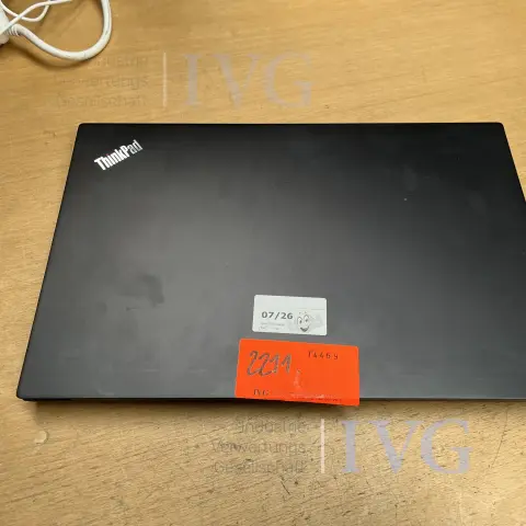 Notebook LENOVO E15