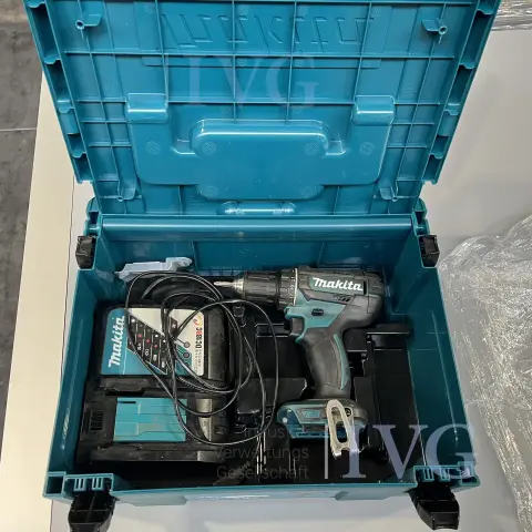 Makita DDF482 cordless screwdriver