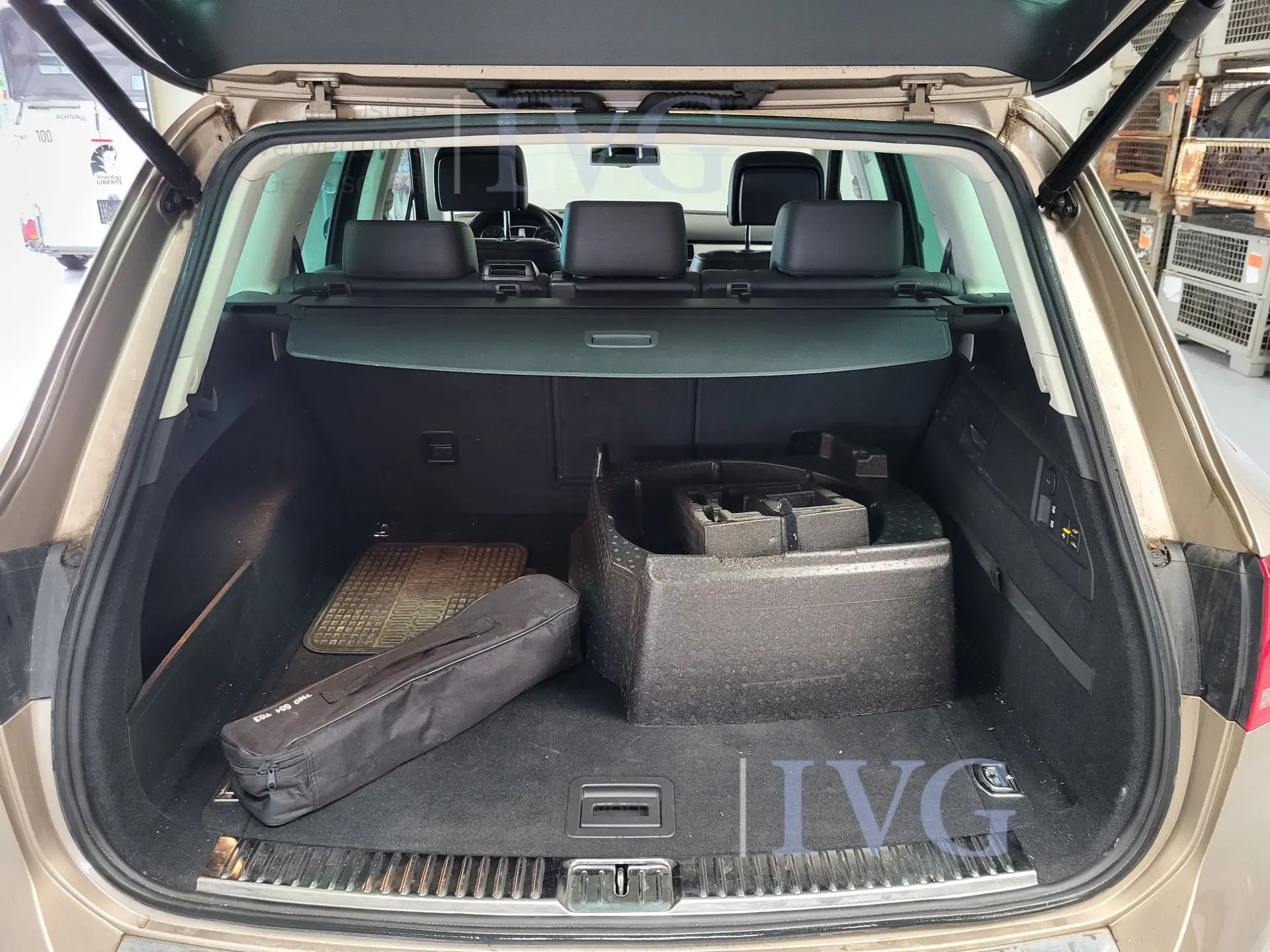 VW Touareg stationwagen – foto 29 – kavel bij IVG, Kirchlengern