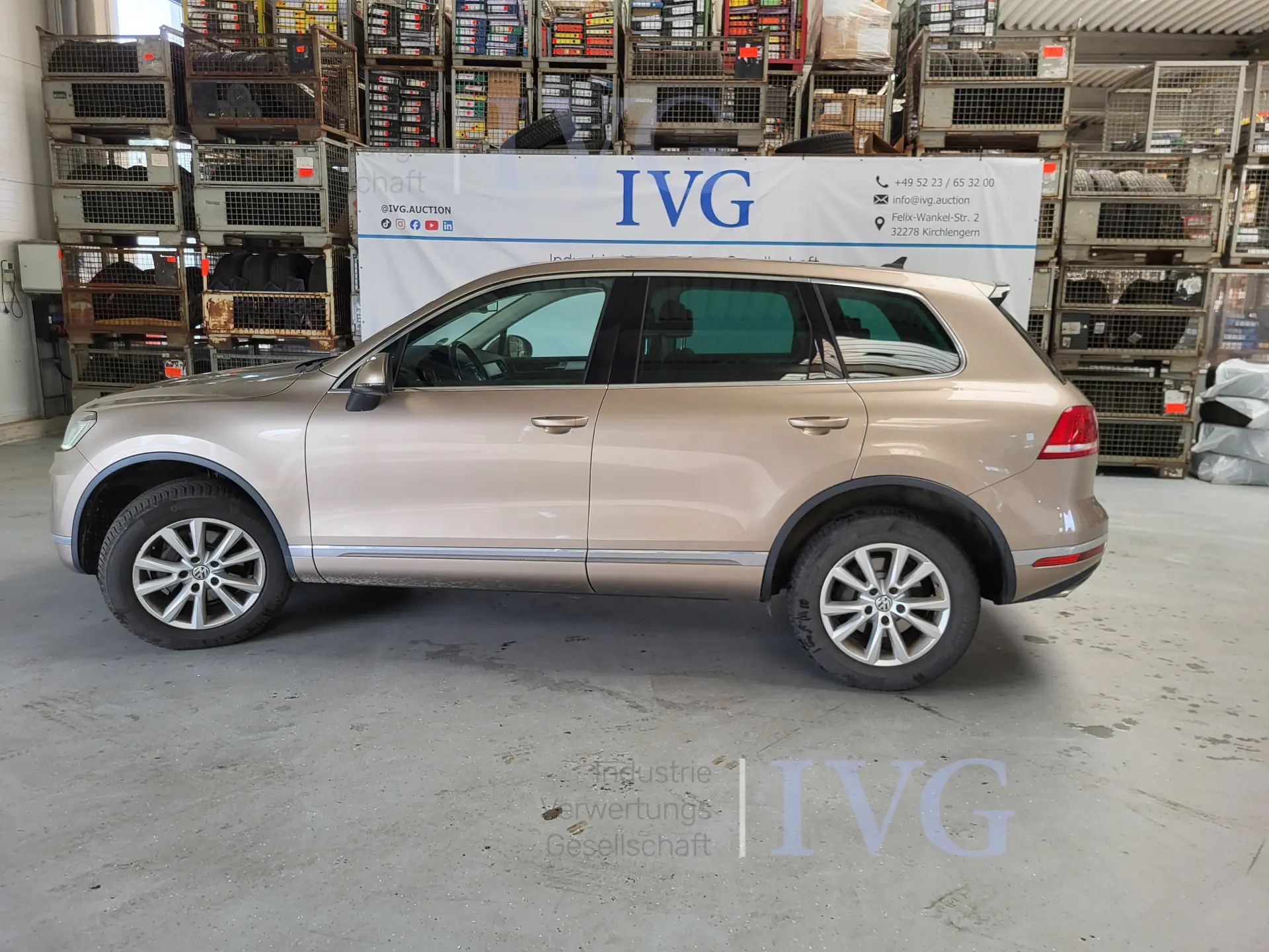 VW Touareg stationwagen – foto 8 – kavel bij IVG, Kirchlengern