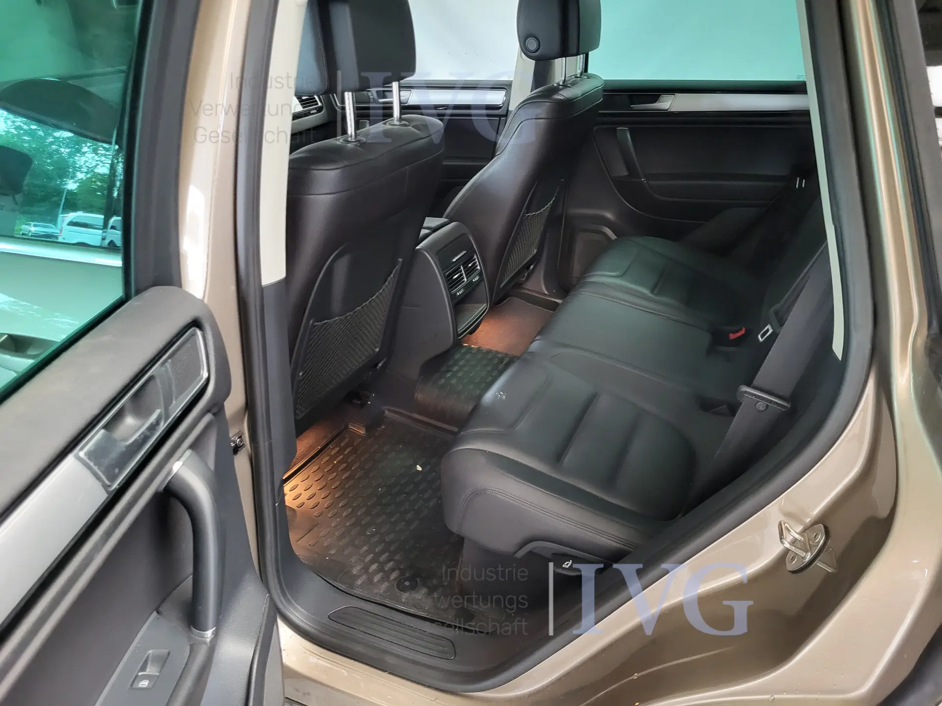 VW Touareg stationwagen – foto 26 – kavel bij IVG, Kirchlengern