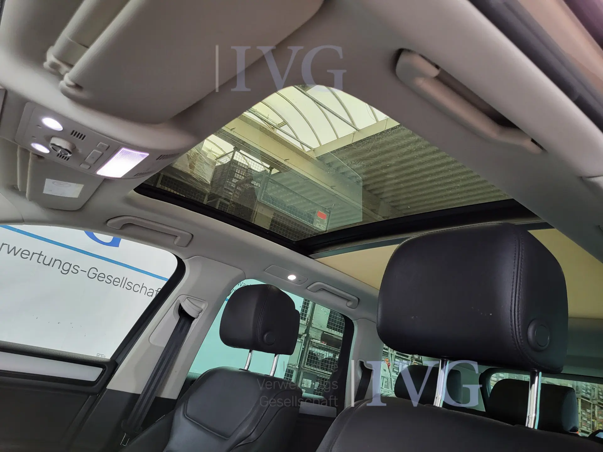 VW Touareg stationwagen – foto 25 – kavel bij IVG, Kirchlengern