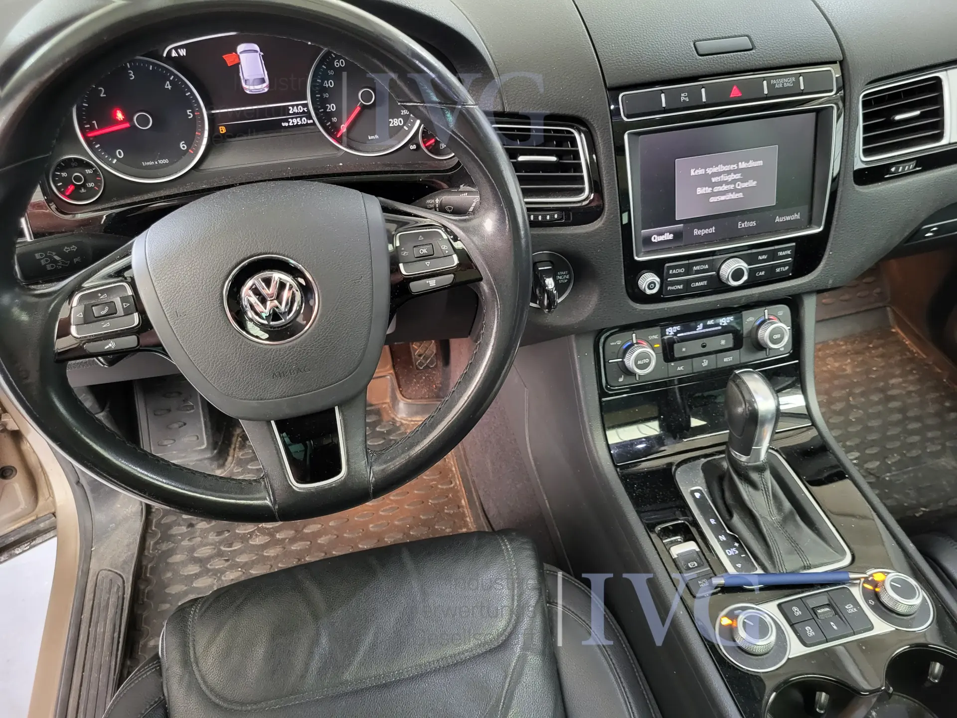 VW Touareg stationwagen – foto 18 – kavel bij IVG, Kirchlengern