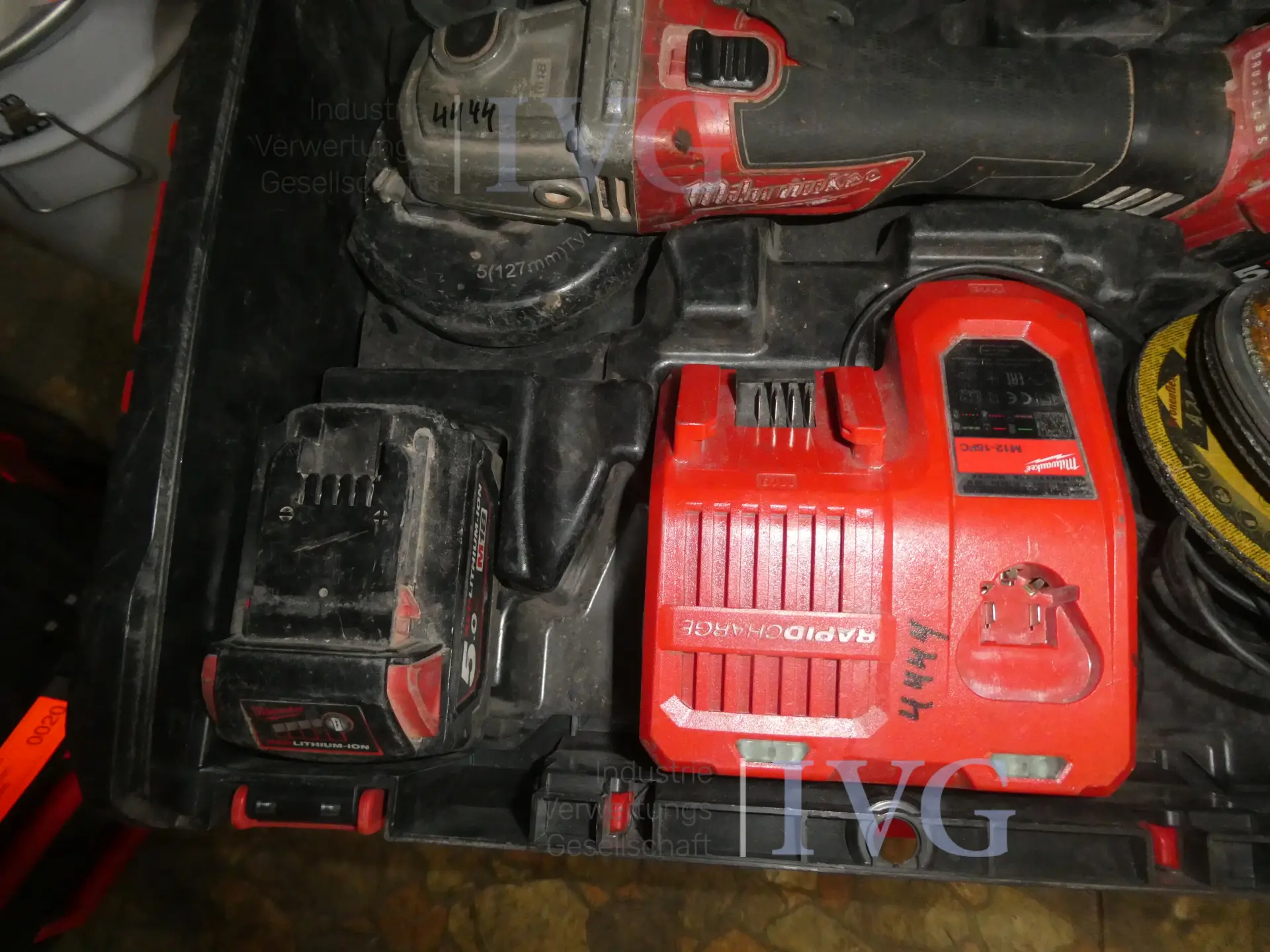 MILWAUKEE M18 CAG125X accu-haakse slijper – foto 3 – kavel bij IVG, Oberhausen