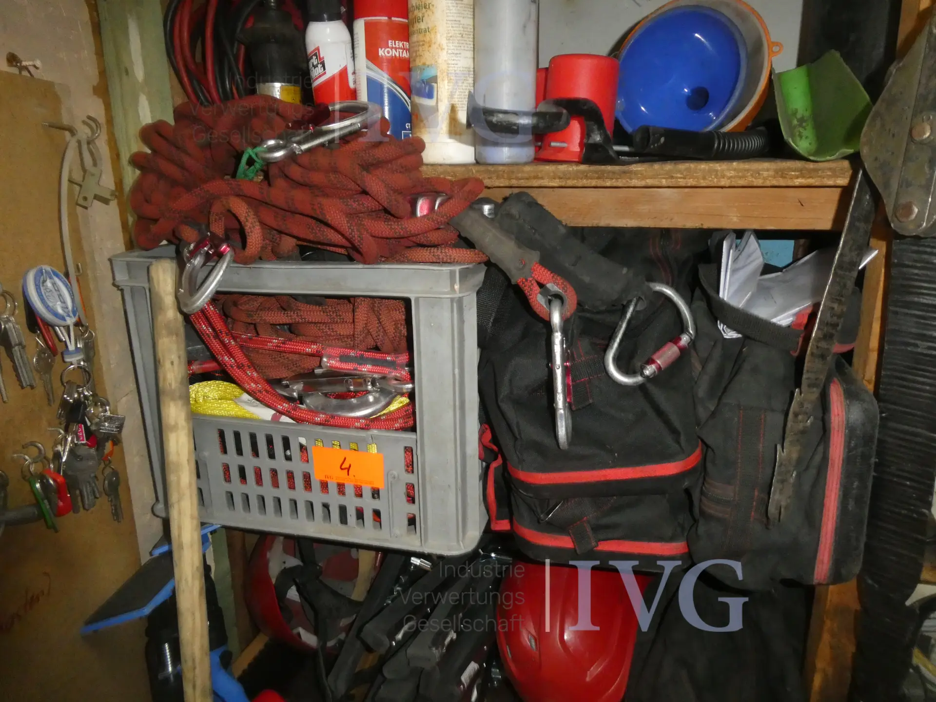 Inhoud van de opslagruimte – foto 10 – kavel bij IVG, Oberhausen