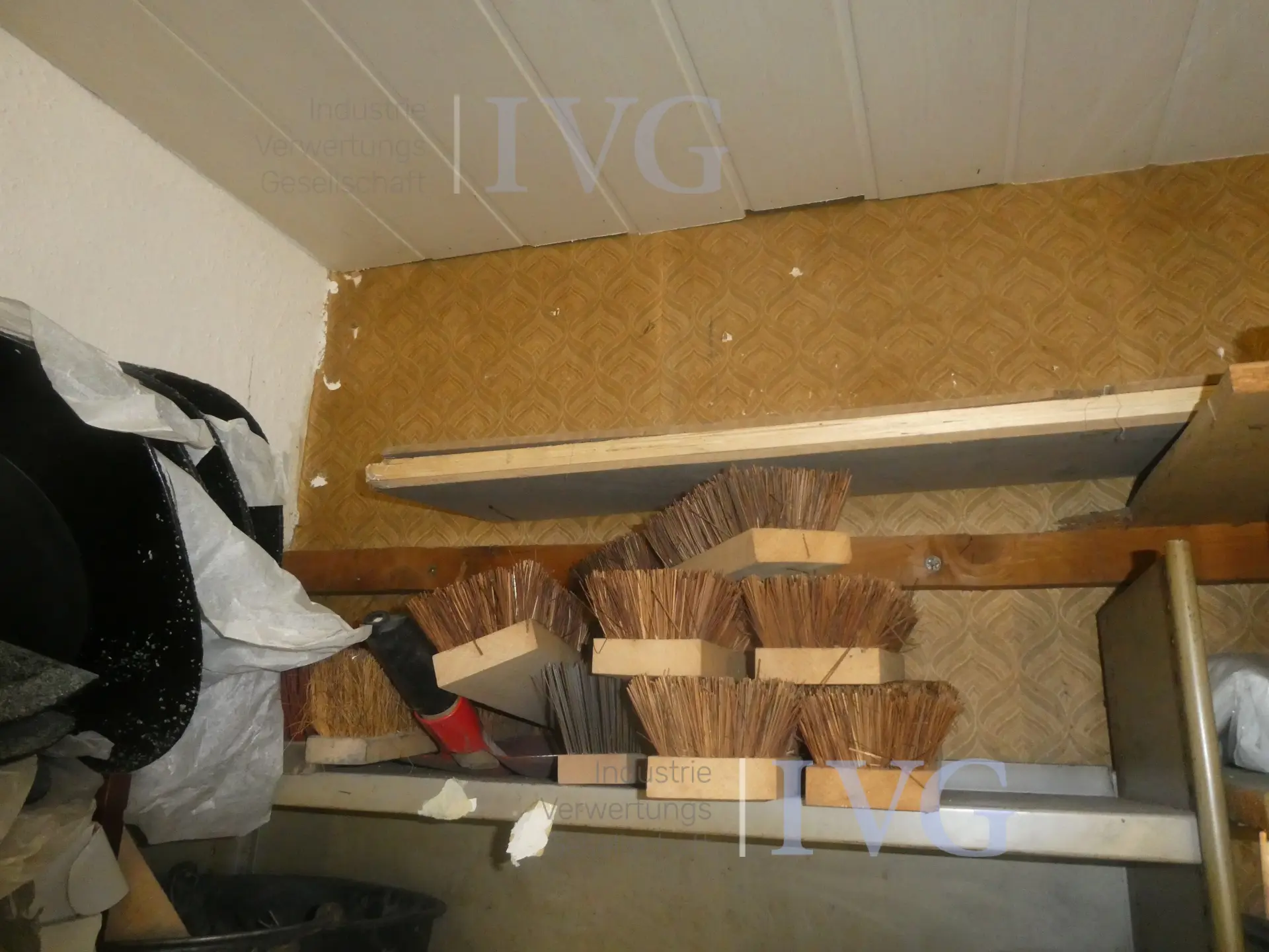 Inhoud van de opslagruimte – foto 28 – kavel bij IVG, Oberhausen