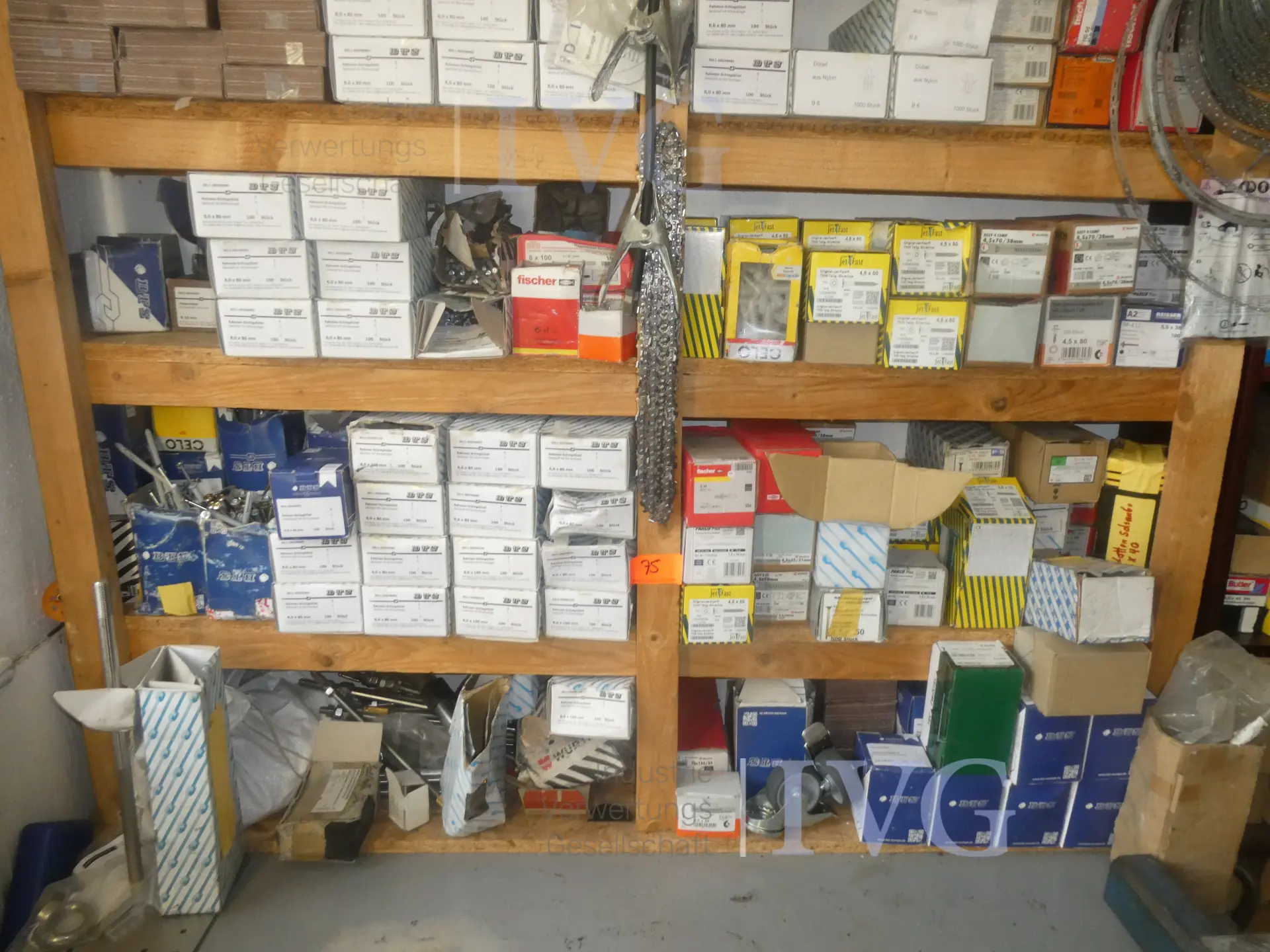 Inhoud van de opslagruimte – foto 5 – kavel bij IVG, Oberhausen