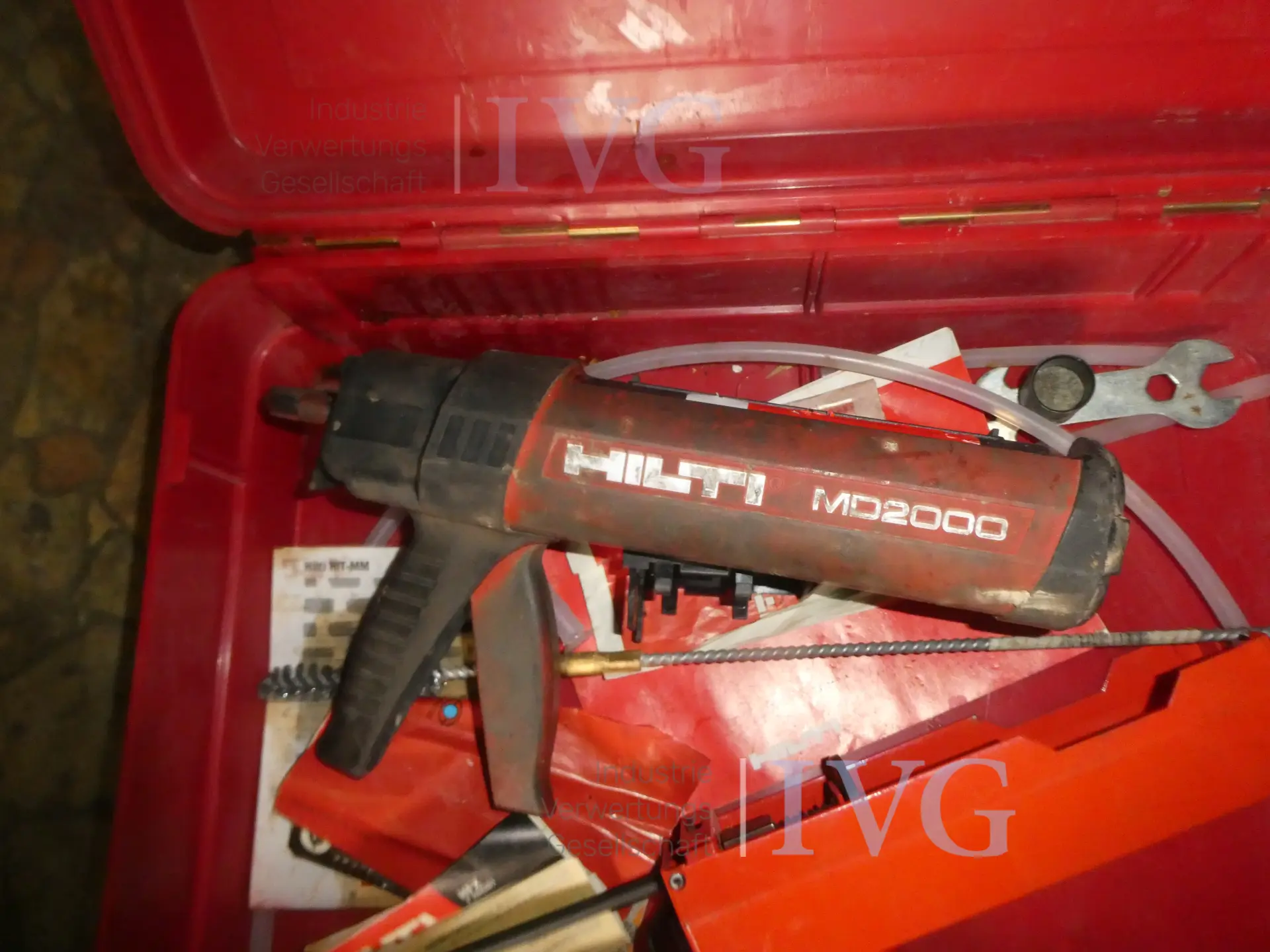 2-Komponenten-Kartuschenpistole HILTI MD2000 – foto 2 – kavel bij IVG, Oberhausen