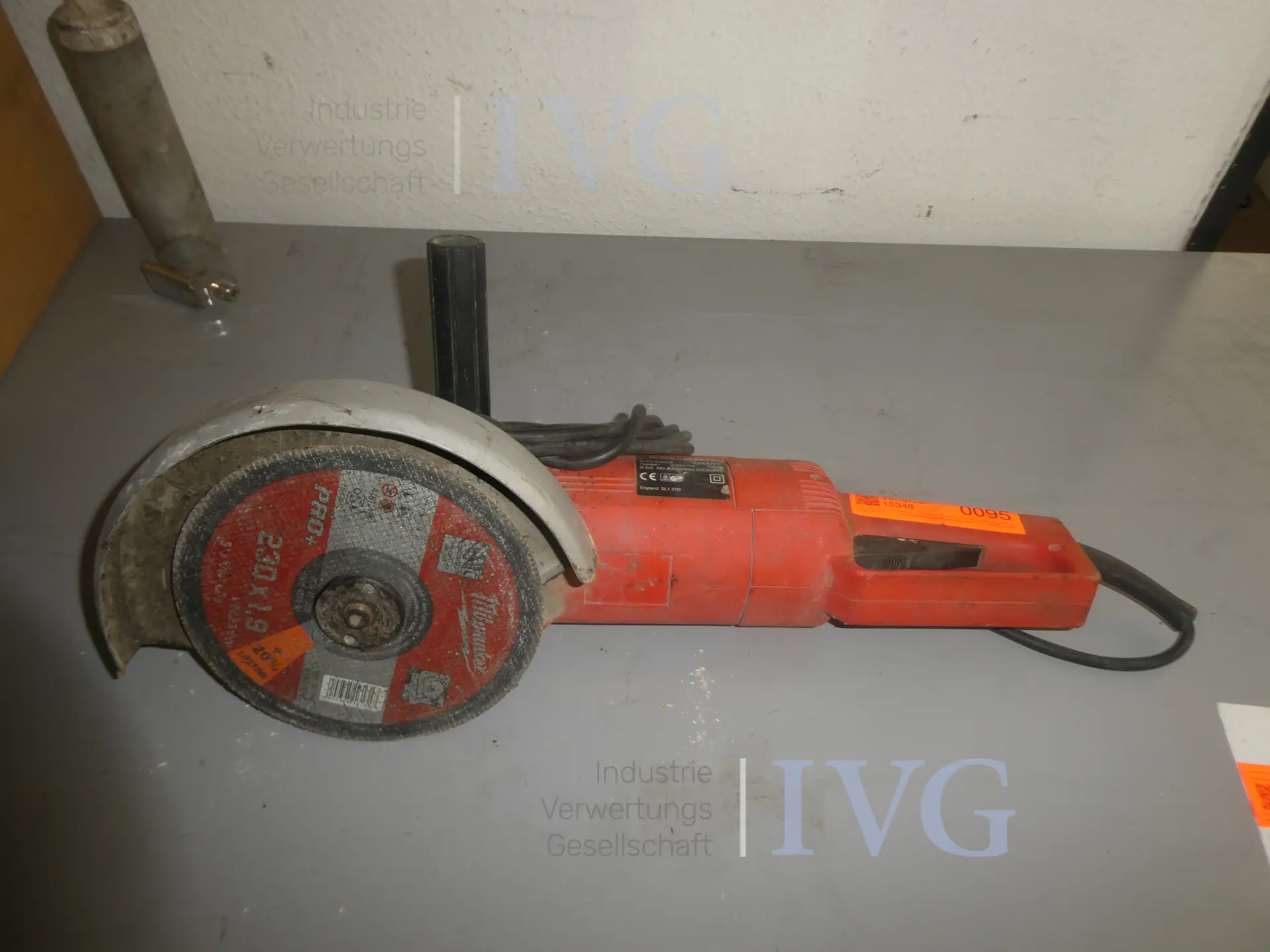 Winkelschleifer BLACK & DECKER KG2023 Typ 4 – kavel bij IVG, Oberhausen